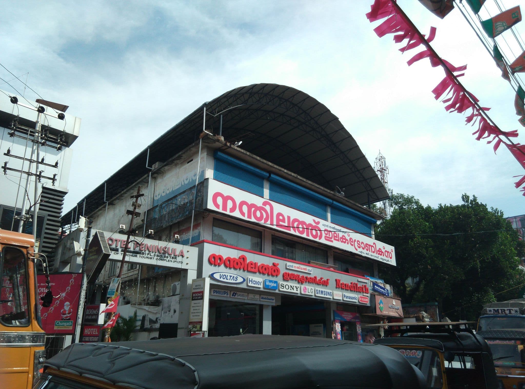 Street view near National Tourist Home, Thrissur — © resmi (CC BY-SA · Mapillary)