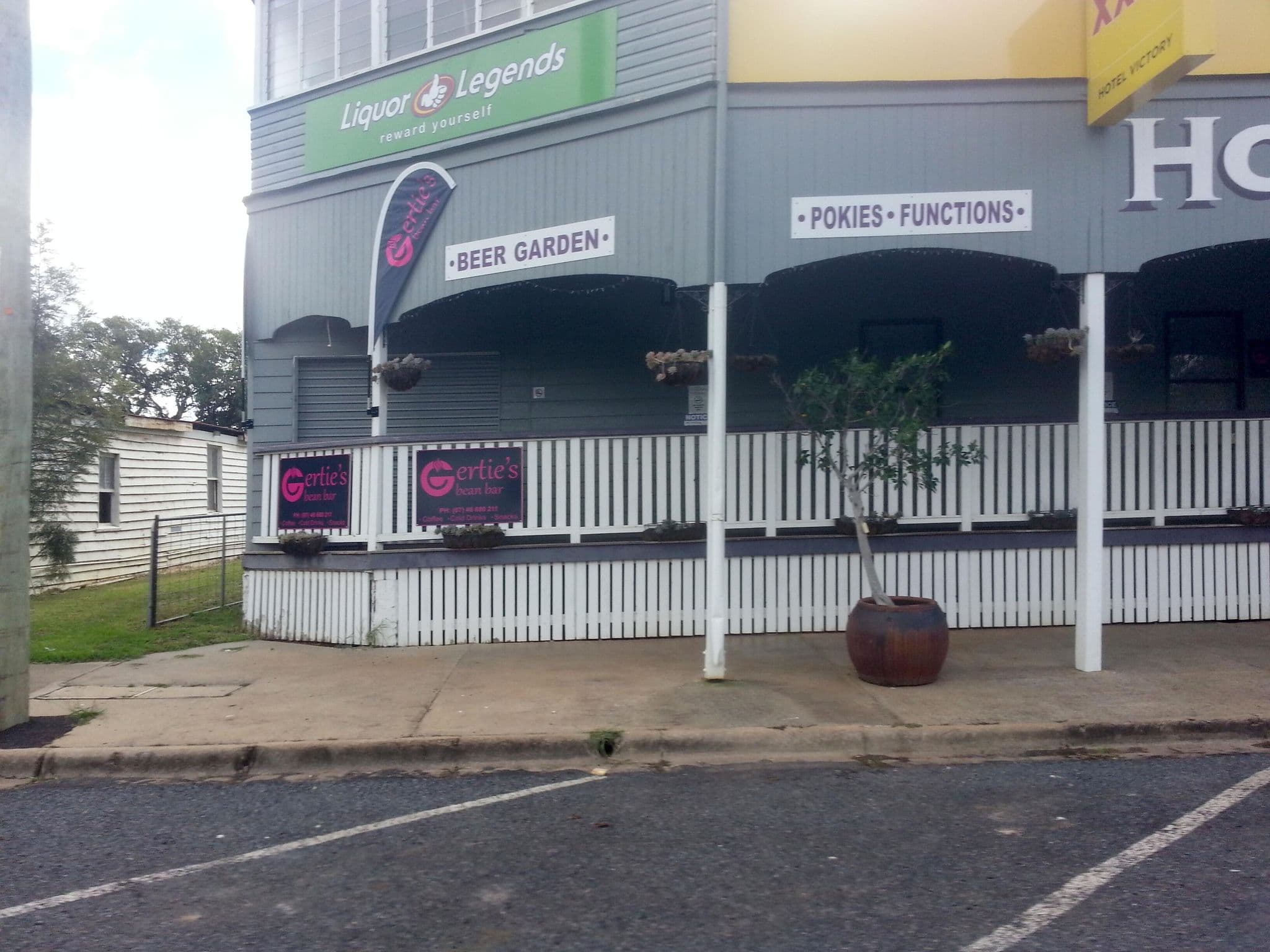 Street view near Hotel Victory, Millmerran — © bob3bob3 (CC BY-SA · Mapillary)