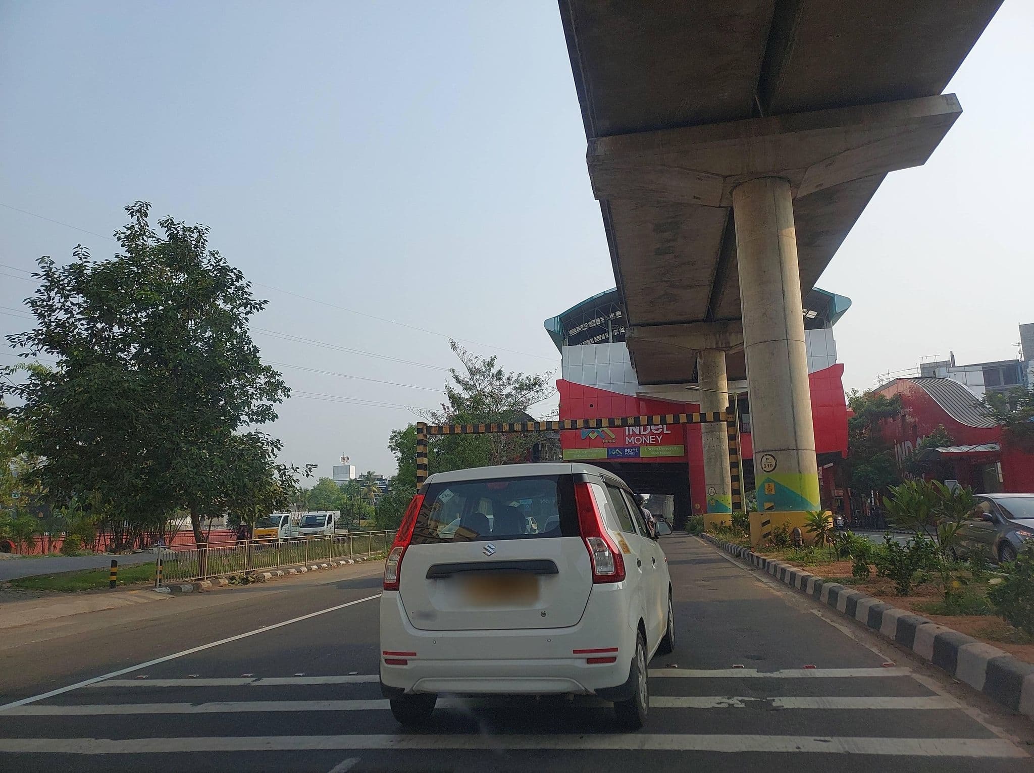 Street view near Ginger Kochi Kalamassery, Kalamassery — © V15 (CC BY-SA · Mapillary)