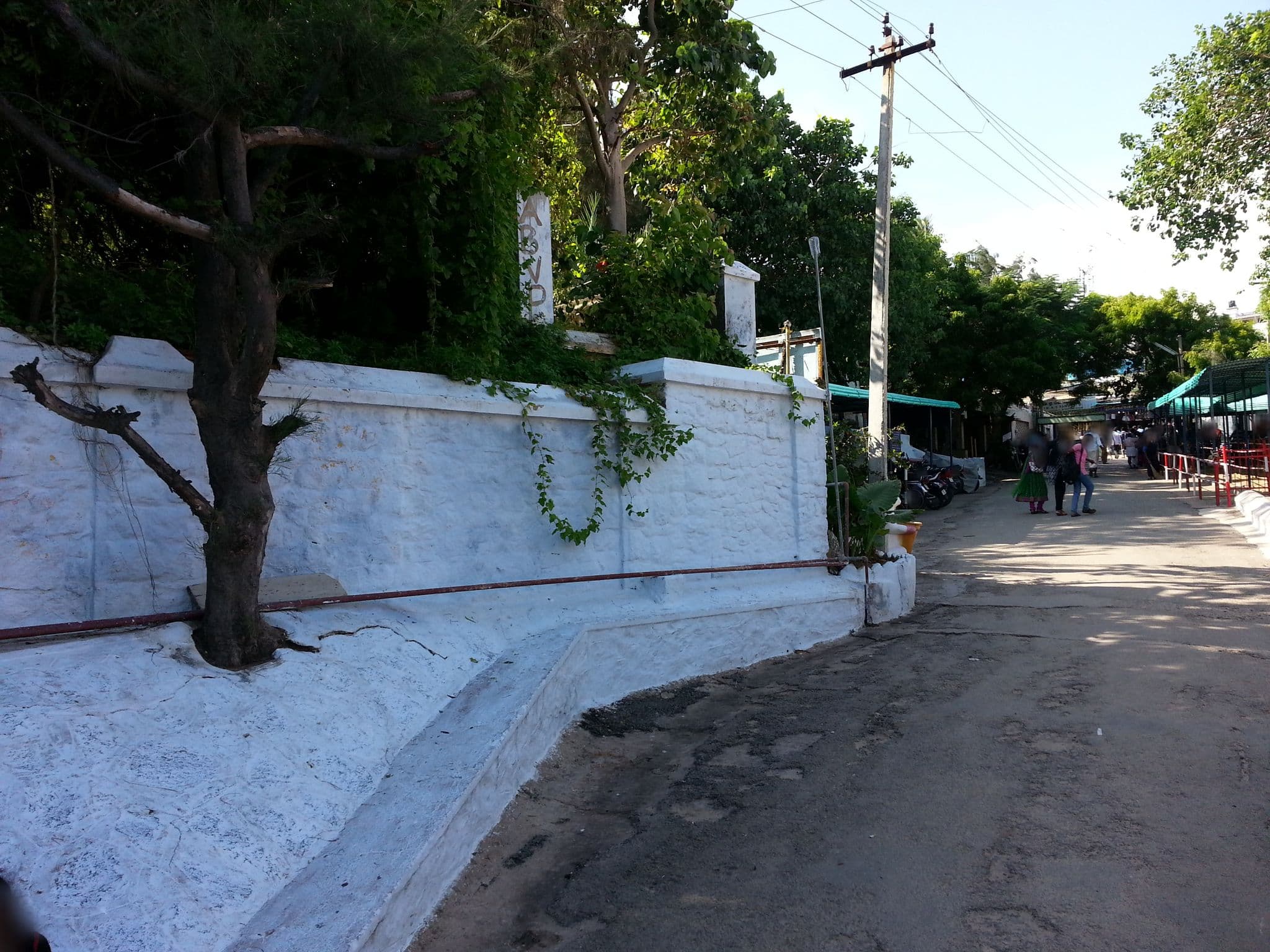 Street view near Sea Land Hotel, Kanniyākumāri — © aloksharma (CC BY-SA · Mapillary)
