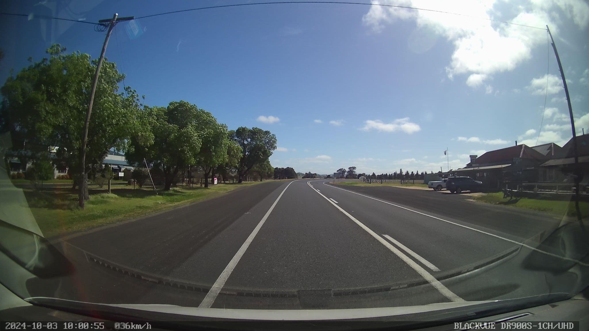 Street view near Deepwater Longhorn Bar Grill, Glen Innes — © bob3bob3 (CC BY-SA · Mapillary)