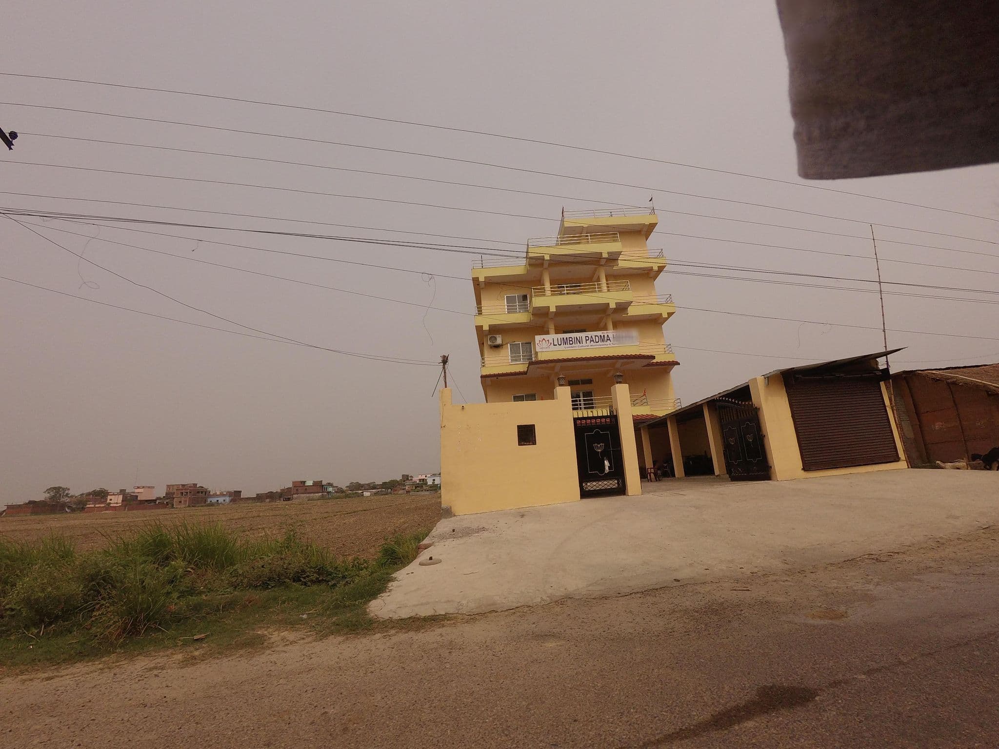 Street view near Lumbini Padma Hotel, Nautanwa — © gauravparajuli09 (CC BY-SA · Mapillary)