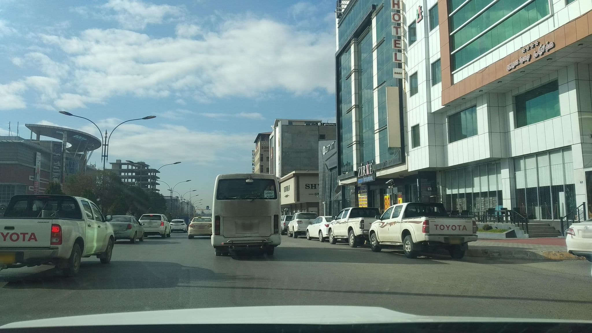 Street view near jawaheri hotel, Erbil — © muhammadismael (CC BY-SA · Mapillary)