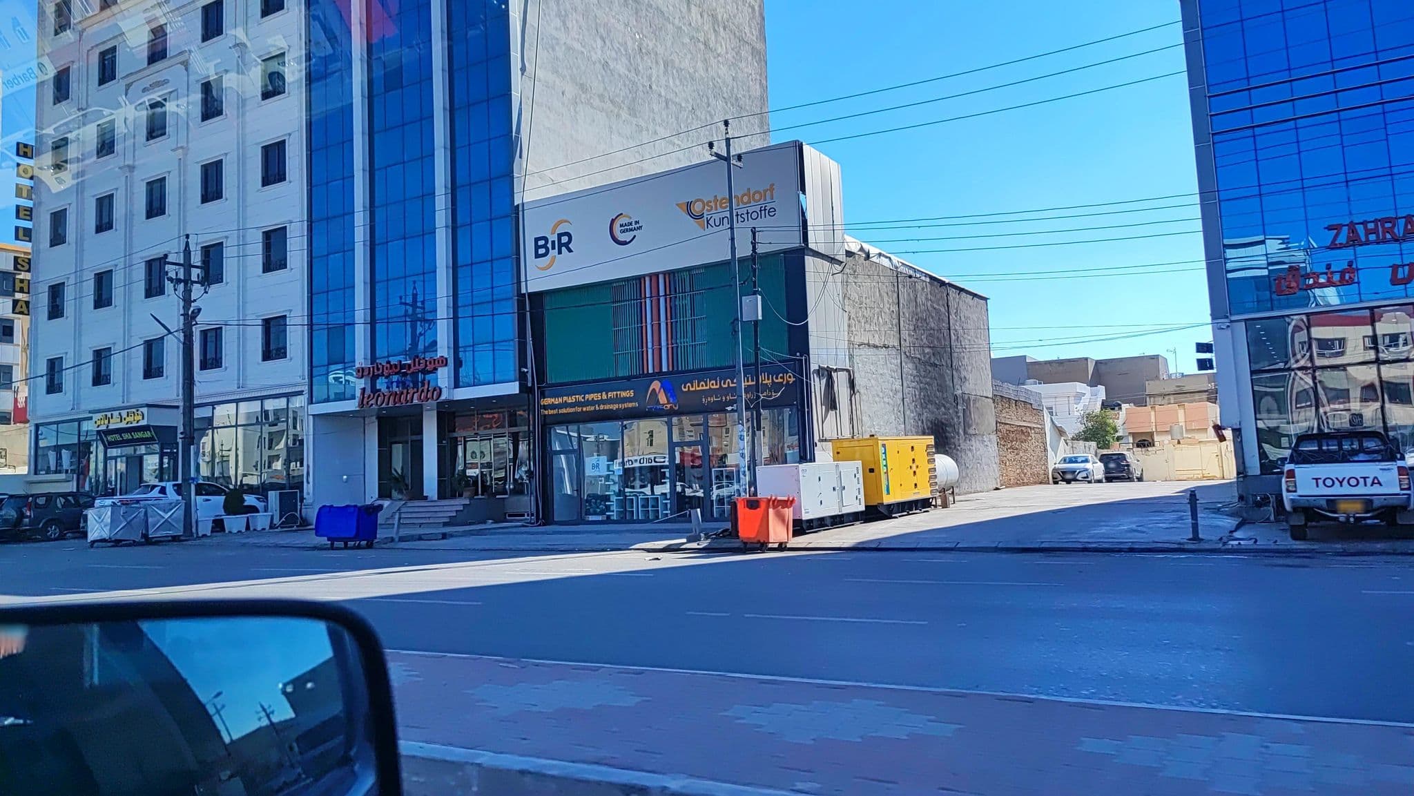Street view near leonardo, Erbil — © muhammadismael (CC BY-SA · Mapillary)