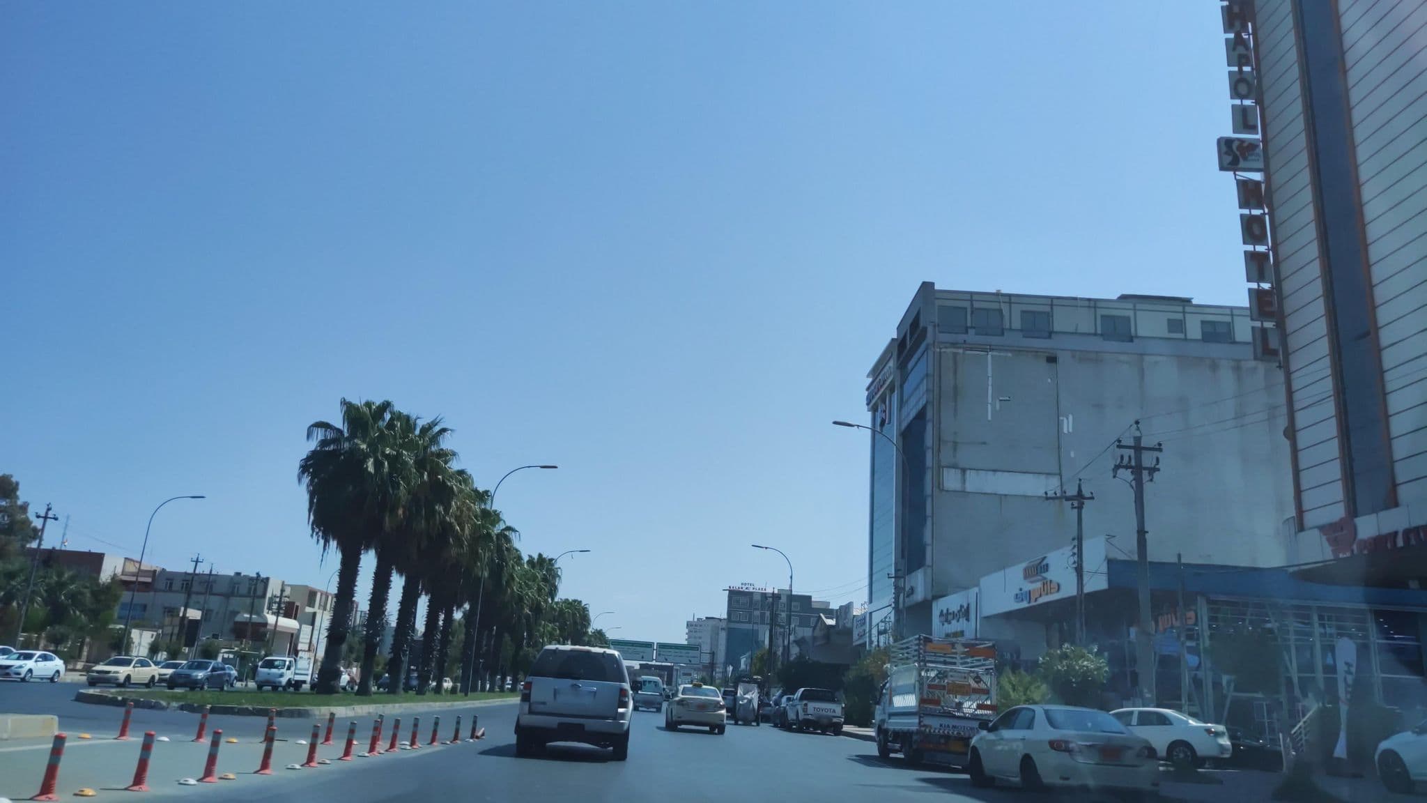 Street view near Shapol Hotel, Erbil — © muhammadismael (CC BY-SA · Mapillary)
