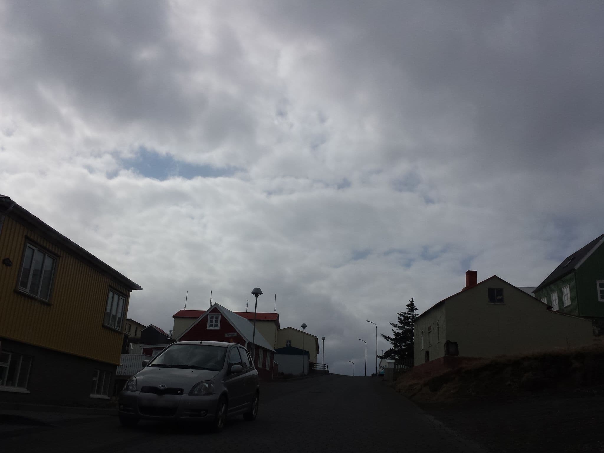 Street view near Youth Hostel Sjónarhóll, Stykkishólmur — © stalfur (CC BY-SA · Mapillary)