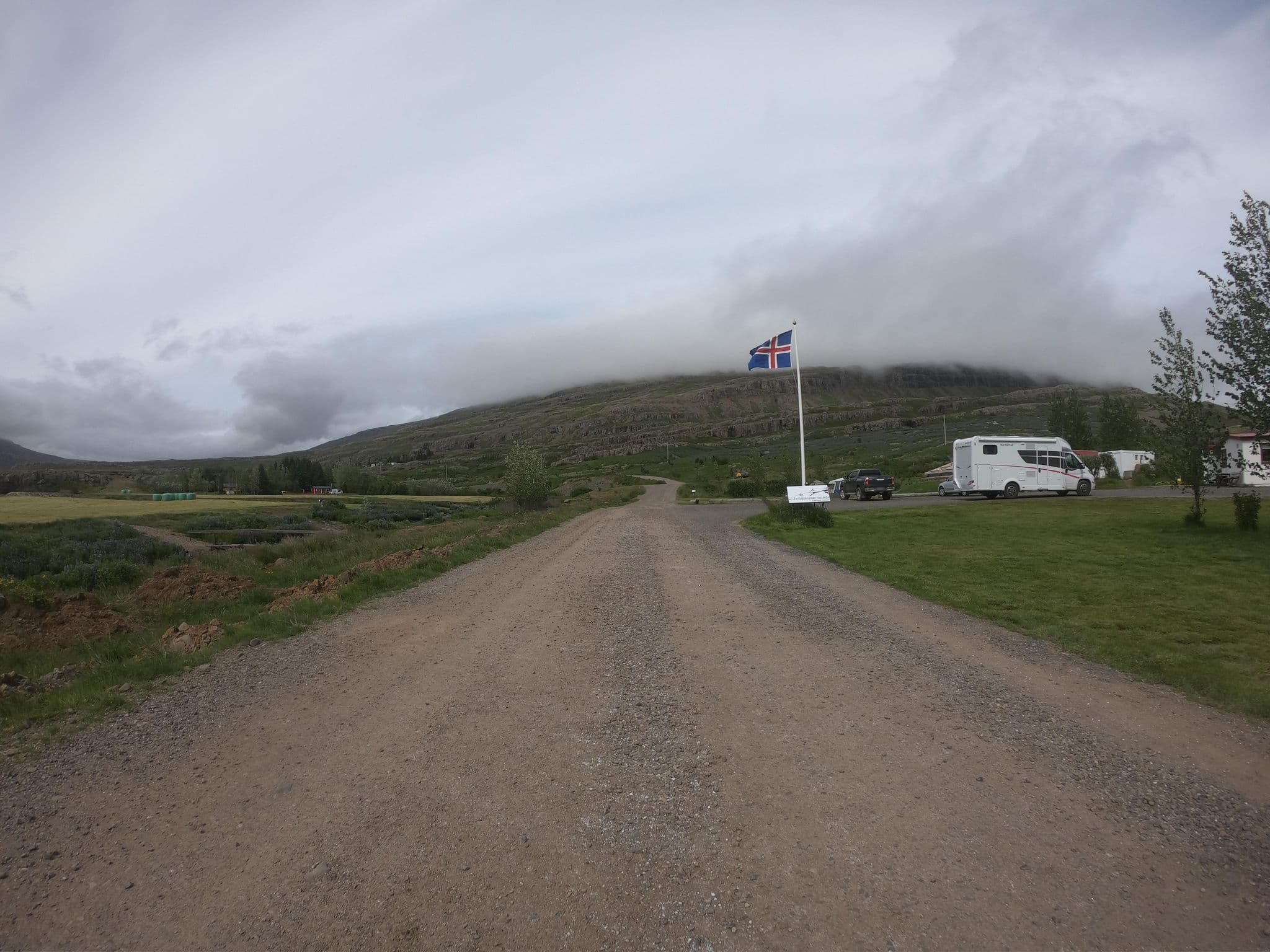 Street view near Eyjólfsstaðir í Fossárdal, Reyðarfjörður — © bartjakob1 (CC BY-SA · Mapillary)