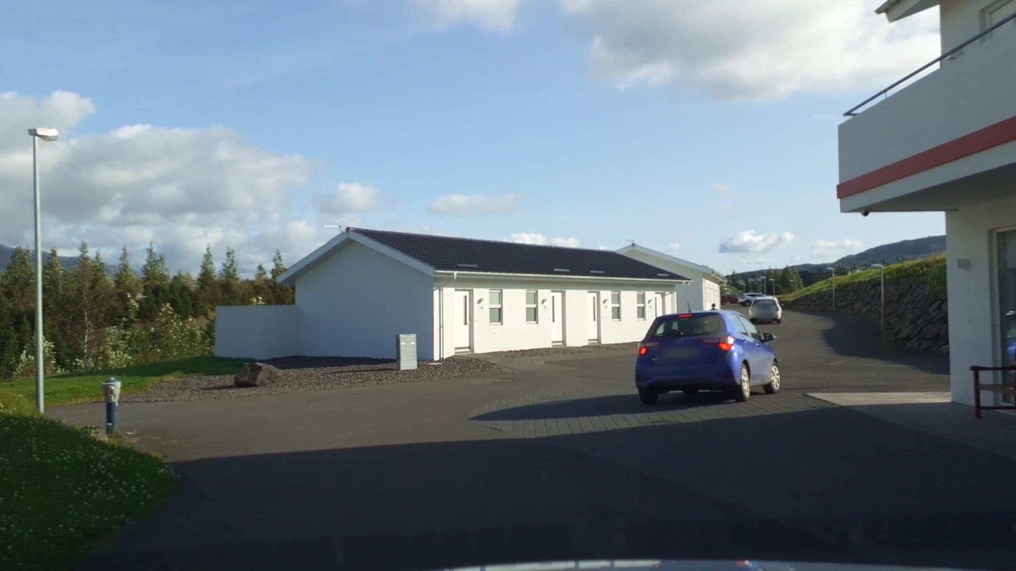 Street view near Sæluhús Akureyri, Akureyri — © kjarrval (CC BY-SA · Mapillary)
