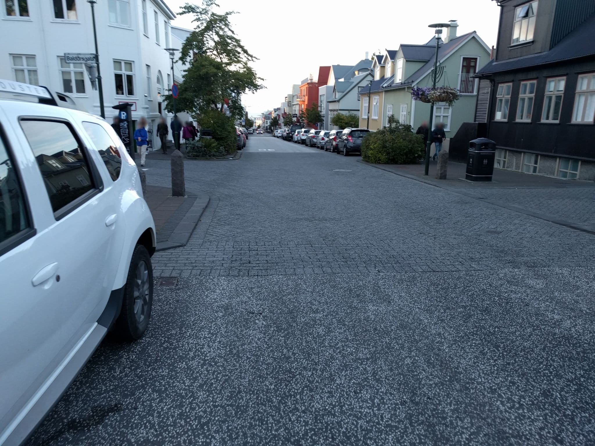 Street view near Villa, Reykjavík — © peterneubauer (CC BY-SA · Mapillary)