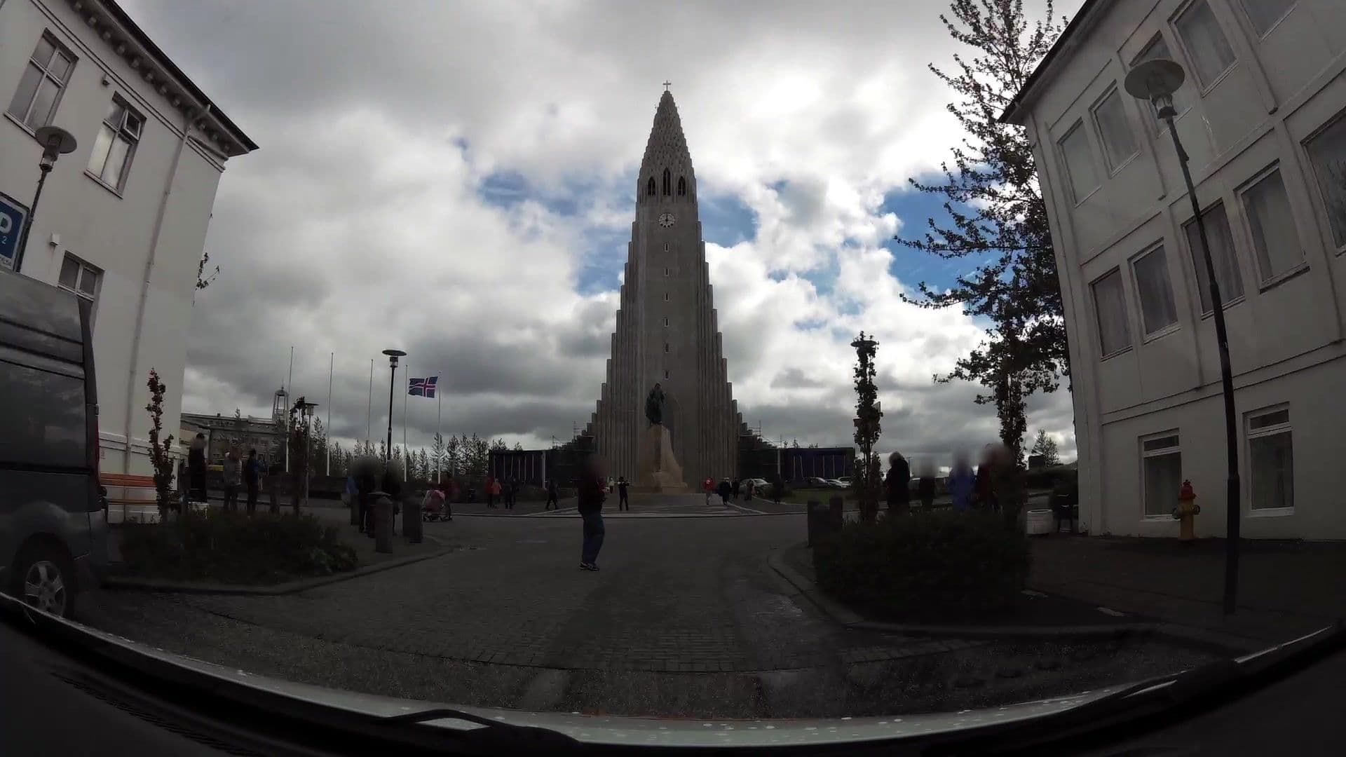 Street view near Hótel Leifur Eiríksson, Reykjavík — © kaartcam (CC BY-SA · Mapillary)