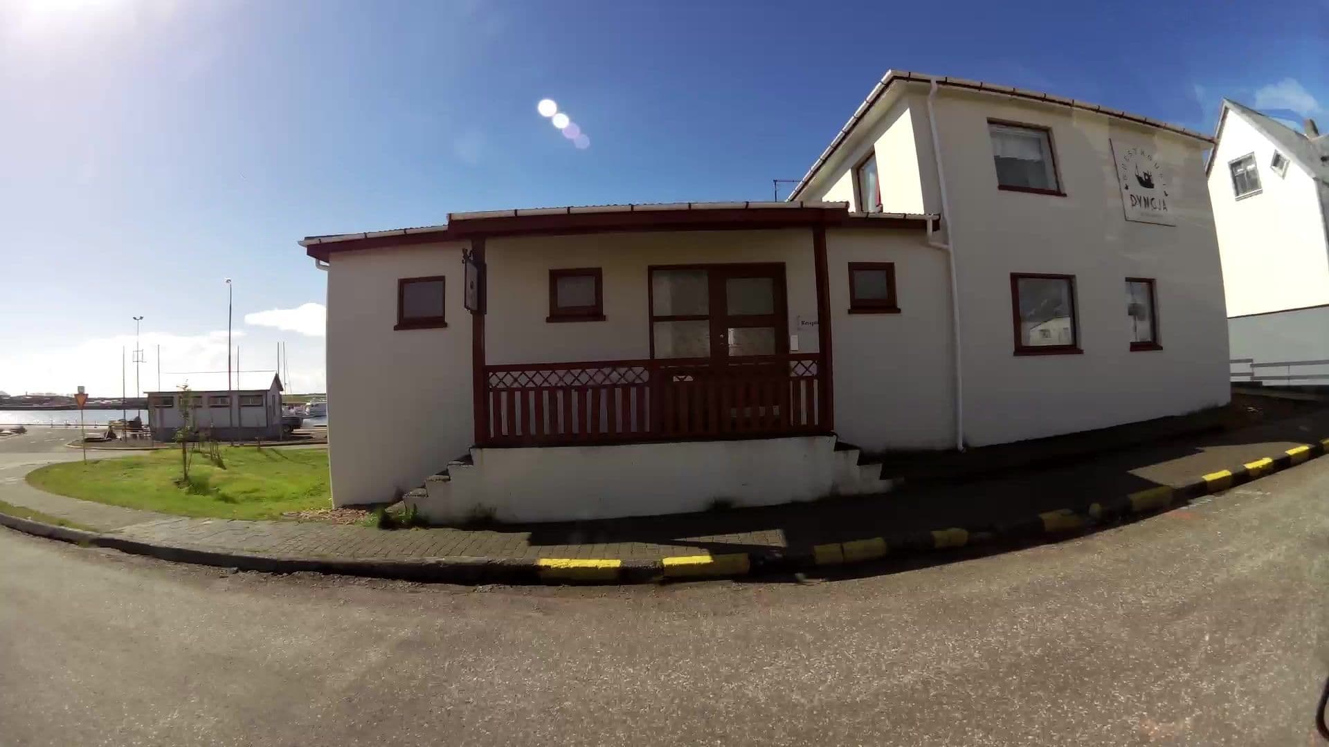 Street view near Guesthouse Dyngja, Höfn — © kaartcam (CC BY-SA · Mapillary)