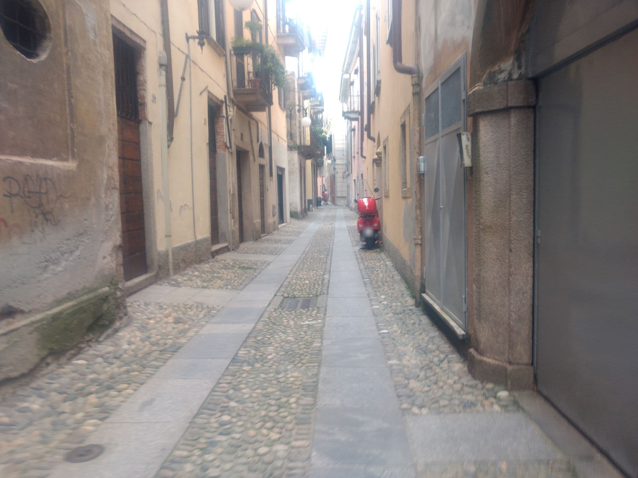 Street view near Europalace, Verbania — © mapeadora (CC BY-SA · Mapillary)