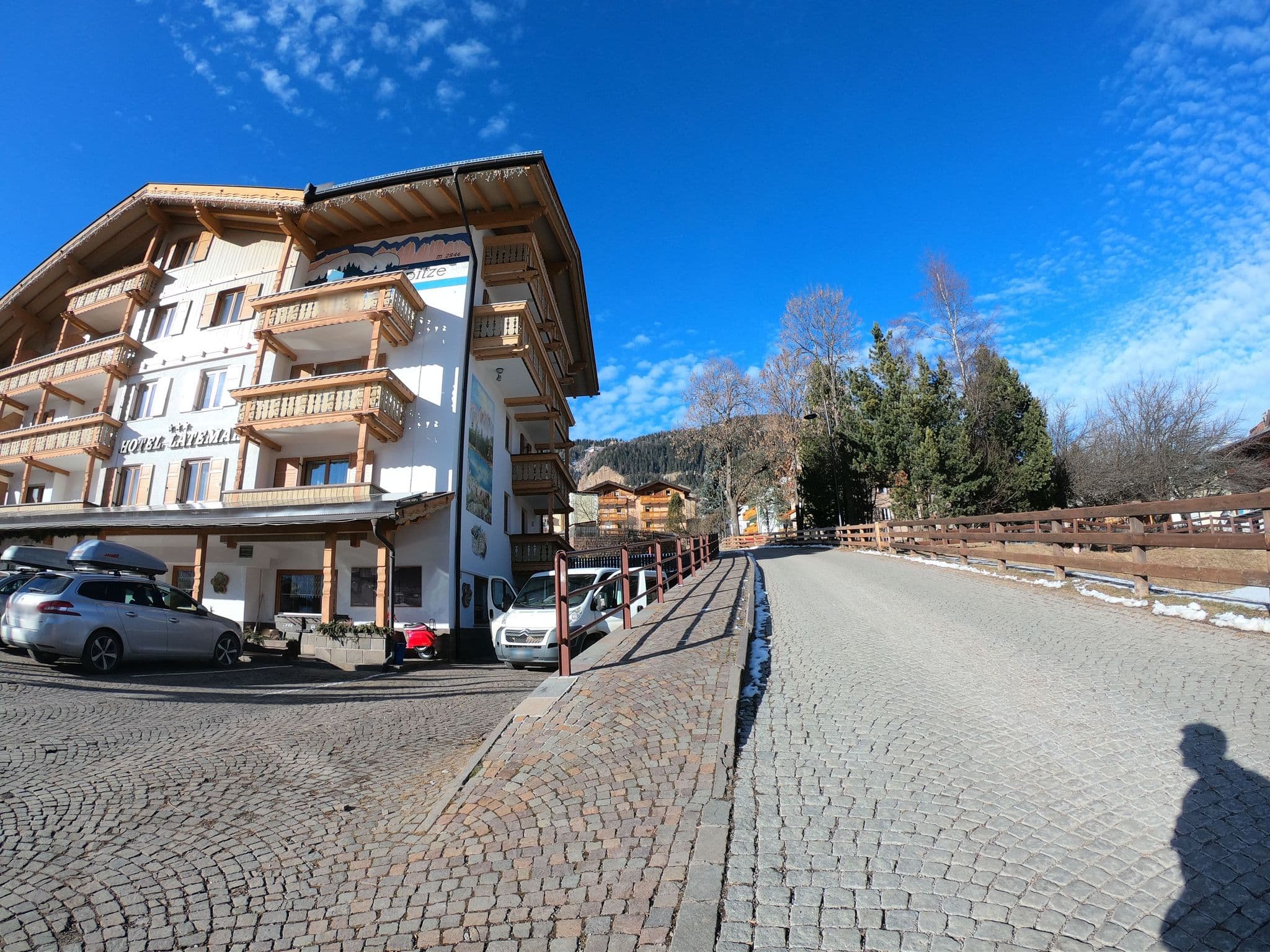 Street view near Hotel Latemar Spitze, Vigo di Fassa — © chrisbeddow (CC BY-SA · Mapillary)