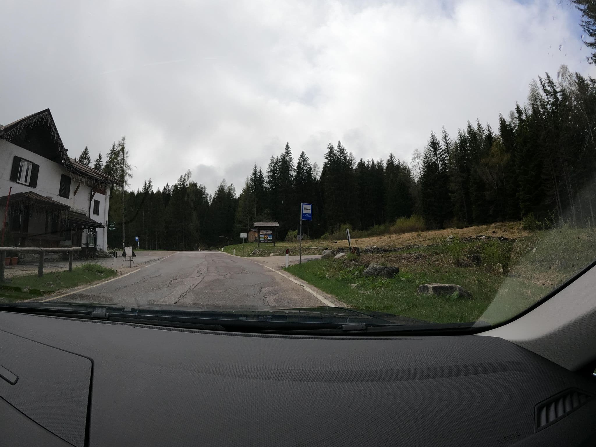 Street view near Albergo Genzianella, Dimaro — © borovac (CC BY-SA · Mapillary)