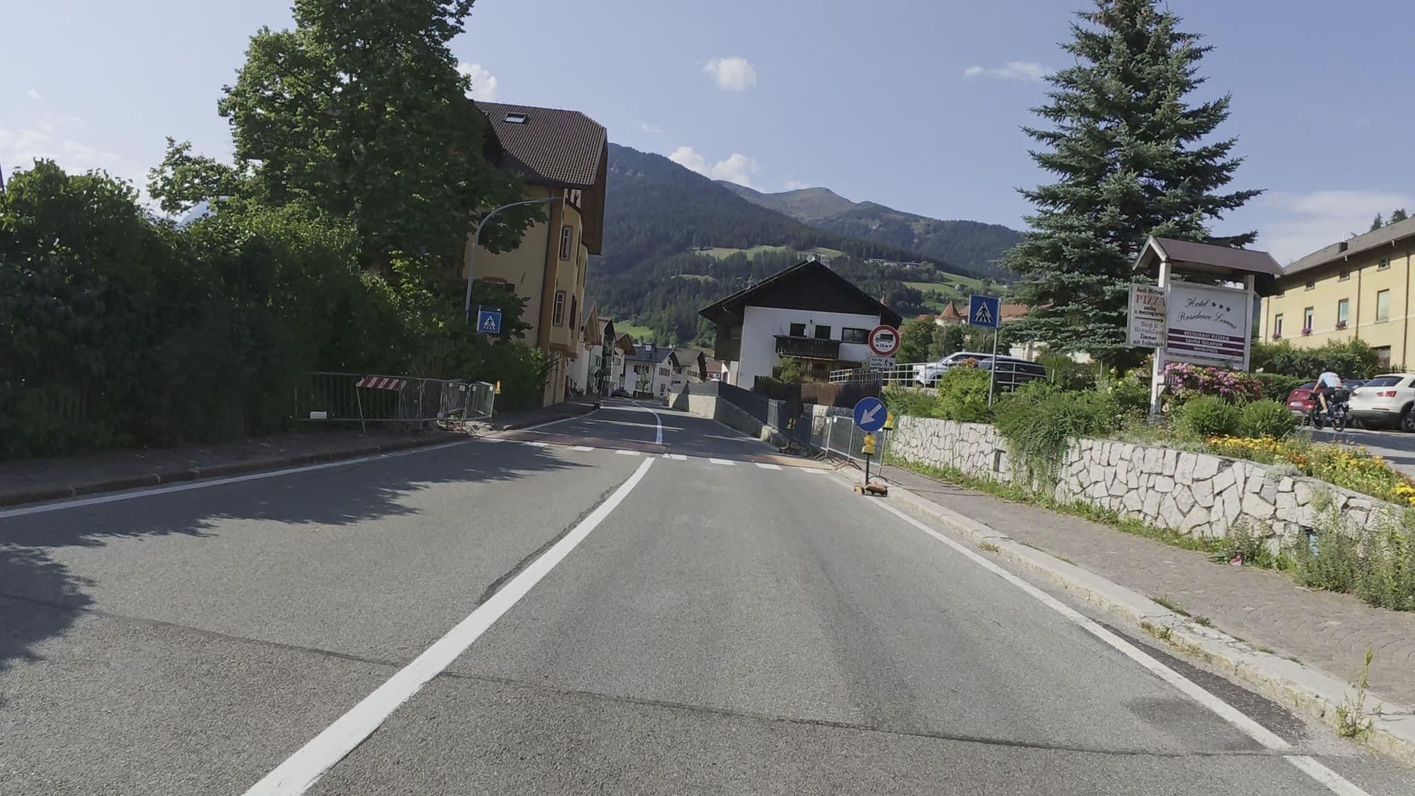 Street view near Lorenz, Brennero - Brenner — © Guzzi_Franze (CC BY-SA · Mapillary)