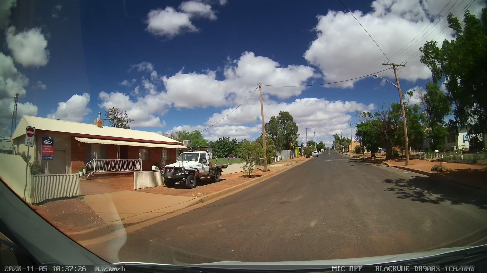 Street view near Cobar Accomodation - Beds on Becker, Cobar — © bob3bob3 (CC BY-SA · Mapillary)
