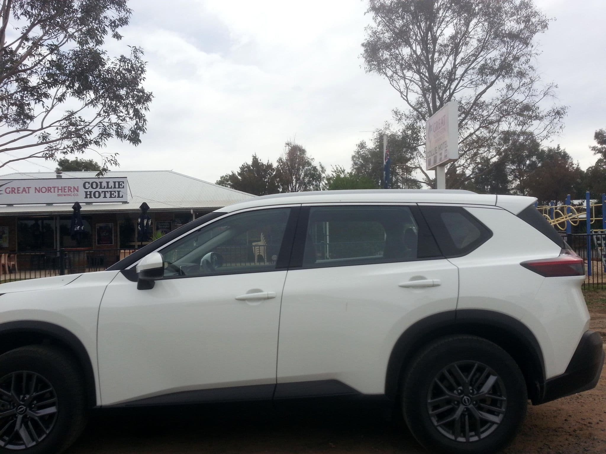 Street view near Collie Hotel, Gilgandra — © bob3bob3 (CC BY-SA · Mapillary)