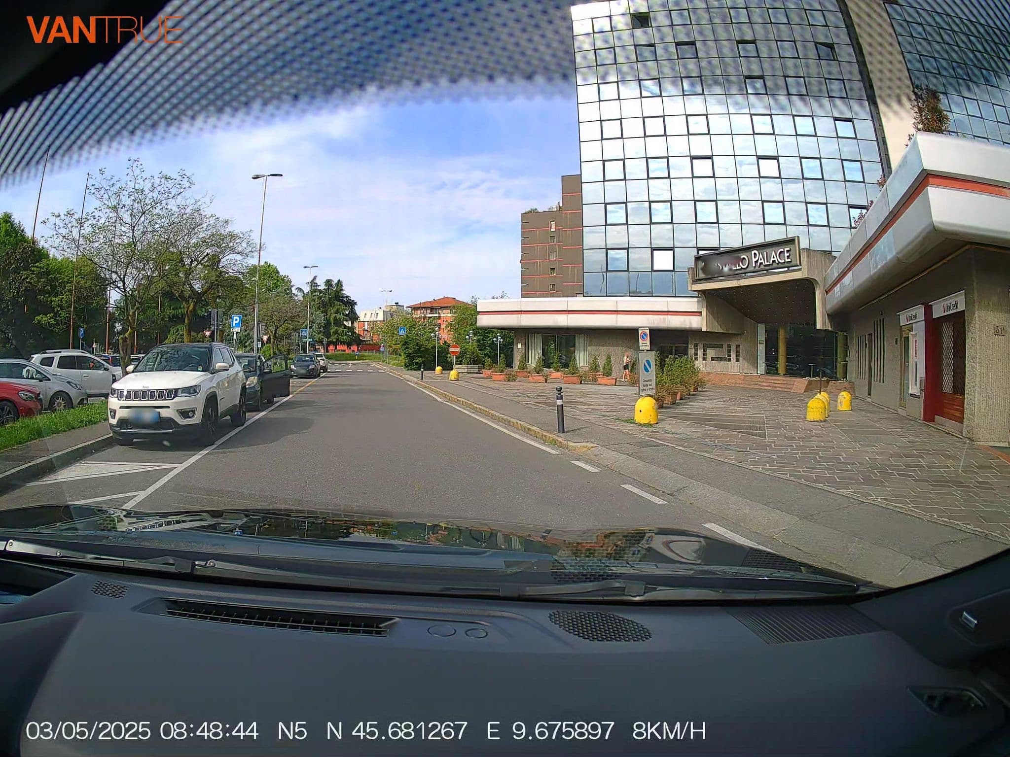 Street view near Cristallo Palace Star Hotels, Orio al Serio — © renaultgt (CC BY-SA · Mapillary)