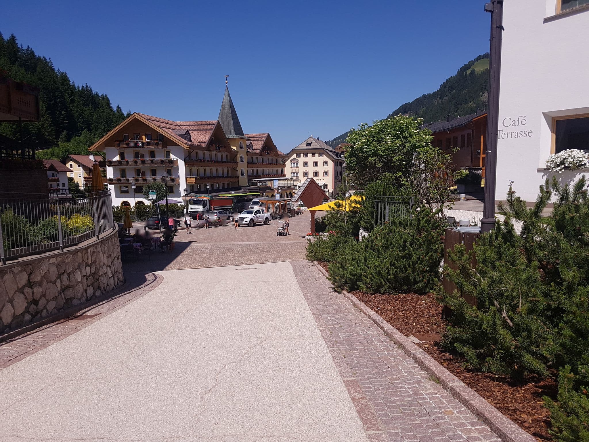 Street view near Hotel Nives, Selva