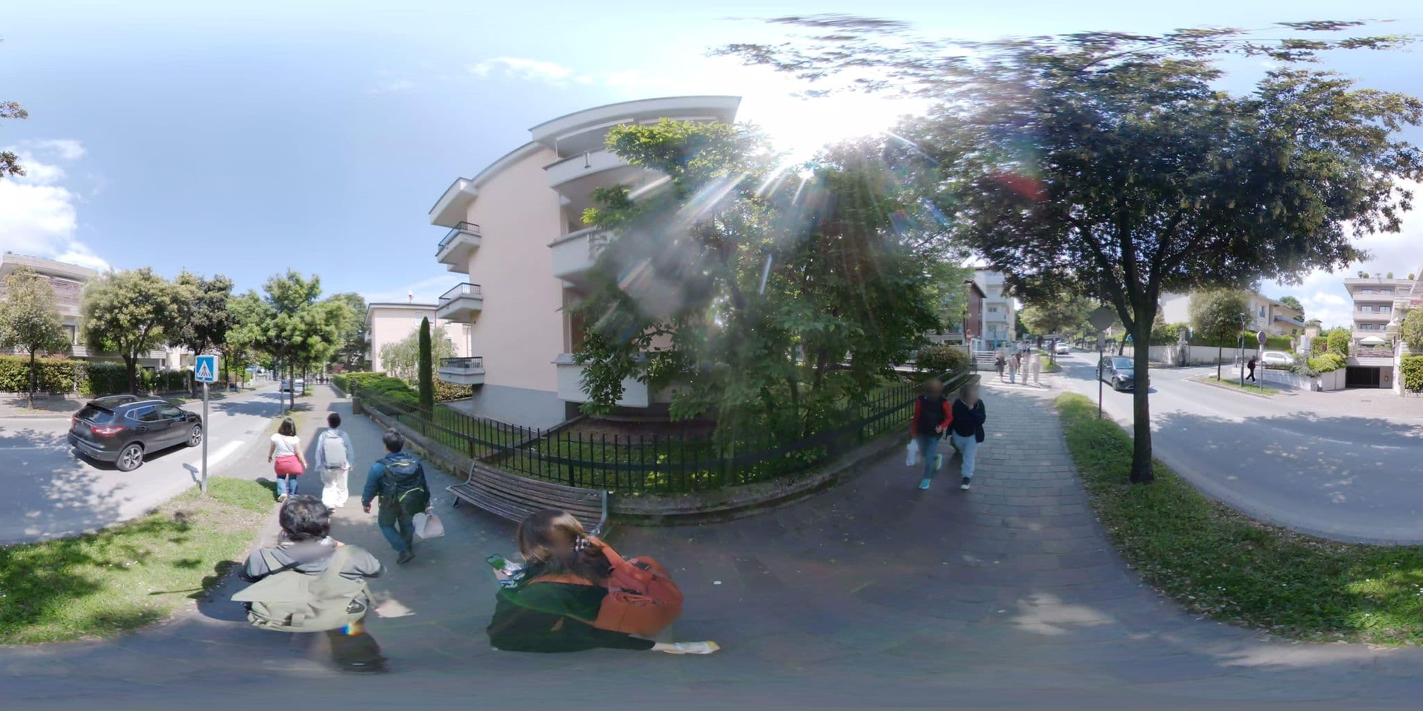 Street view near Hotel Desenzano, Desenzano del Garda — © mapconcierge (CC BY-SA · Mapillary)