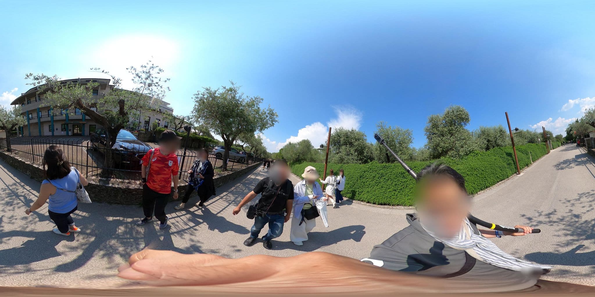 Street view near Hotel Ideal, Sirmione — © mapconcierge (CC BY-SA · Mapillary)