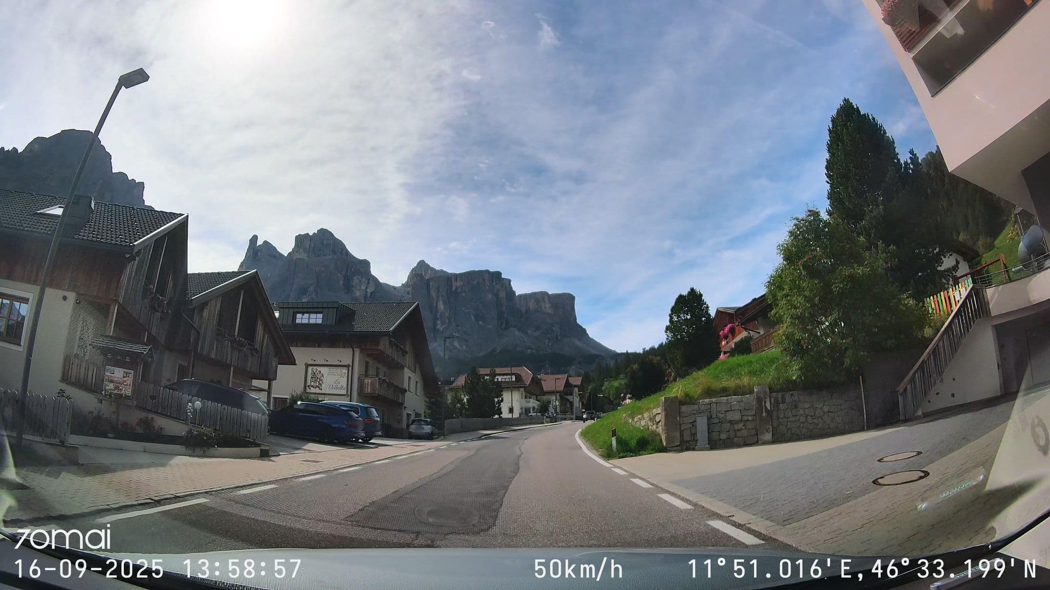 Street view near App. Costaburjada, Selva