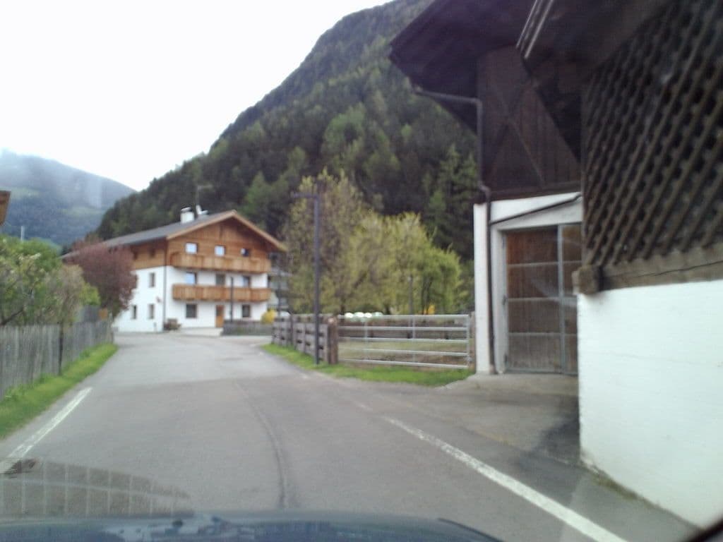 Street view near Pension Moarhof, Campo Tures — © vrmap (CC BY-SA · Mapillary)