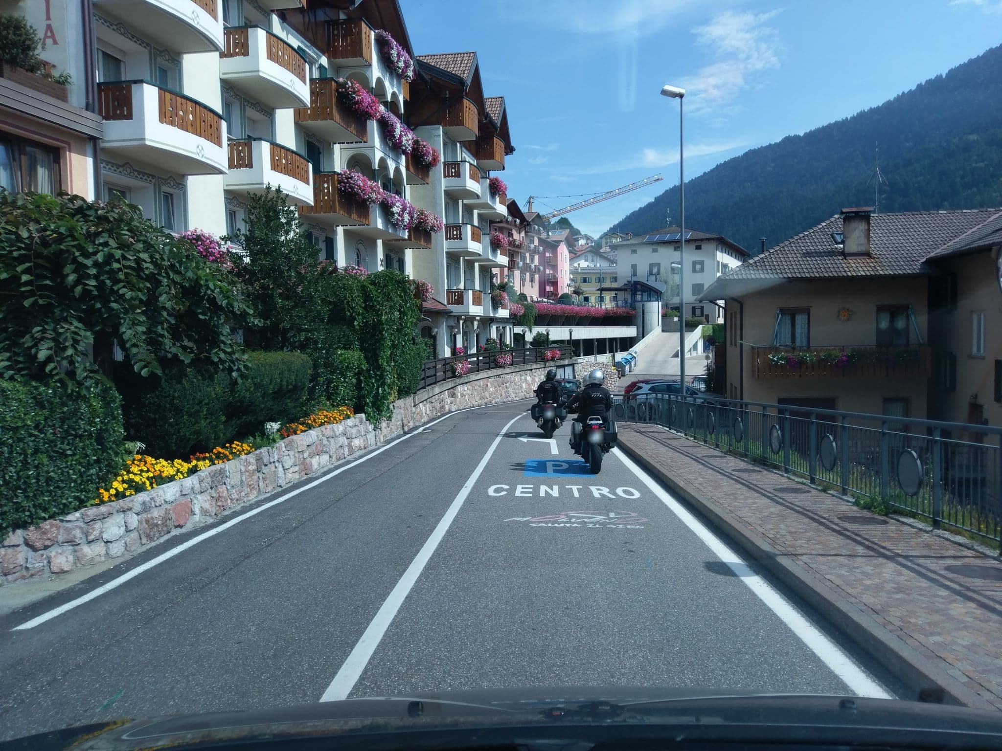 Street view near Alpotel Dolomiten, Molveno — © bufonto (CC BY-SA · Mapillary)