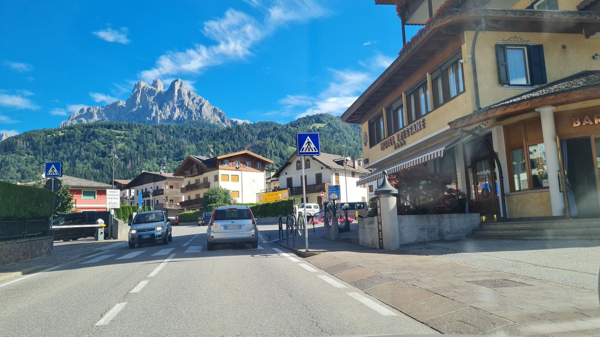 Street view near Hotel Tressane, Transacqua — © laniuscollurio (CC BY-SA · Mapillary)