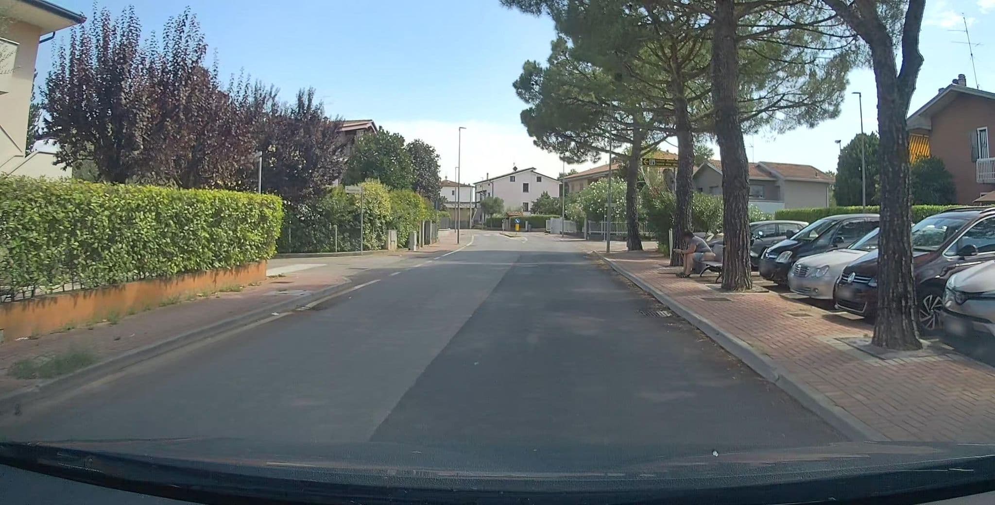 Street view near B&B Chiaro di Luna, San Martino della Battaglia — © gpsmapper (CC BY-SA · Mapillary)