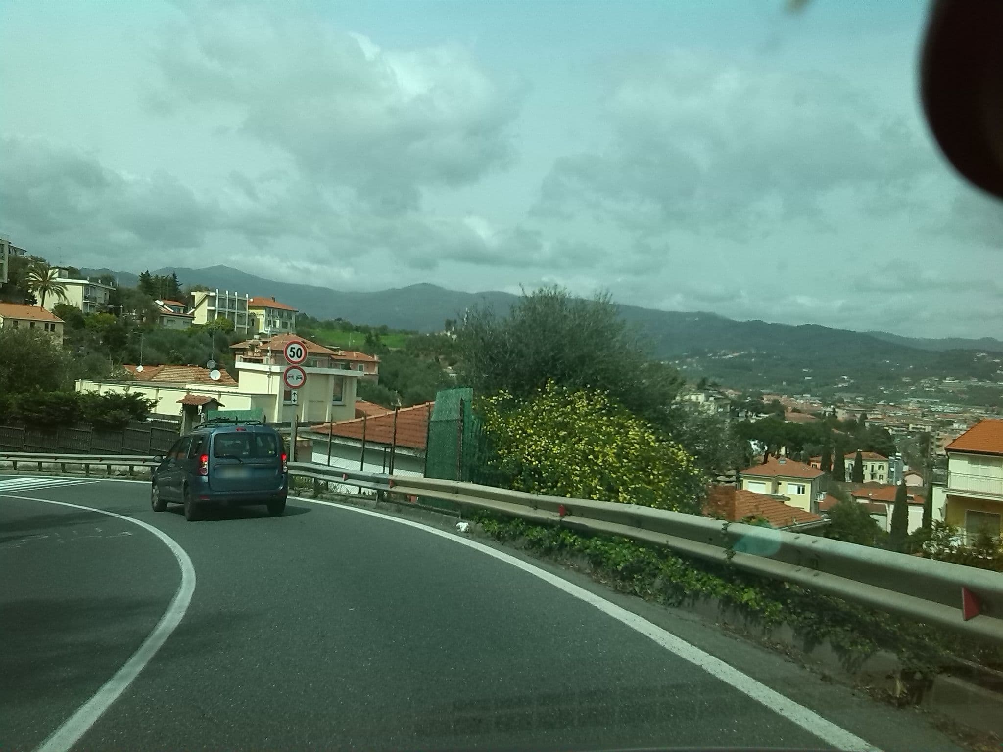 Street view near Piccolo Hotel, Diano Marina — © cascafico (CC BY-SA · Mapillary)