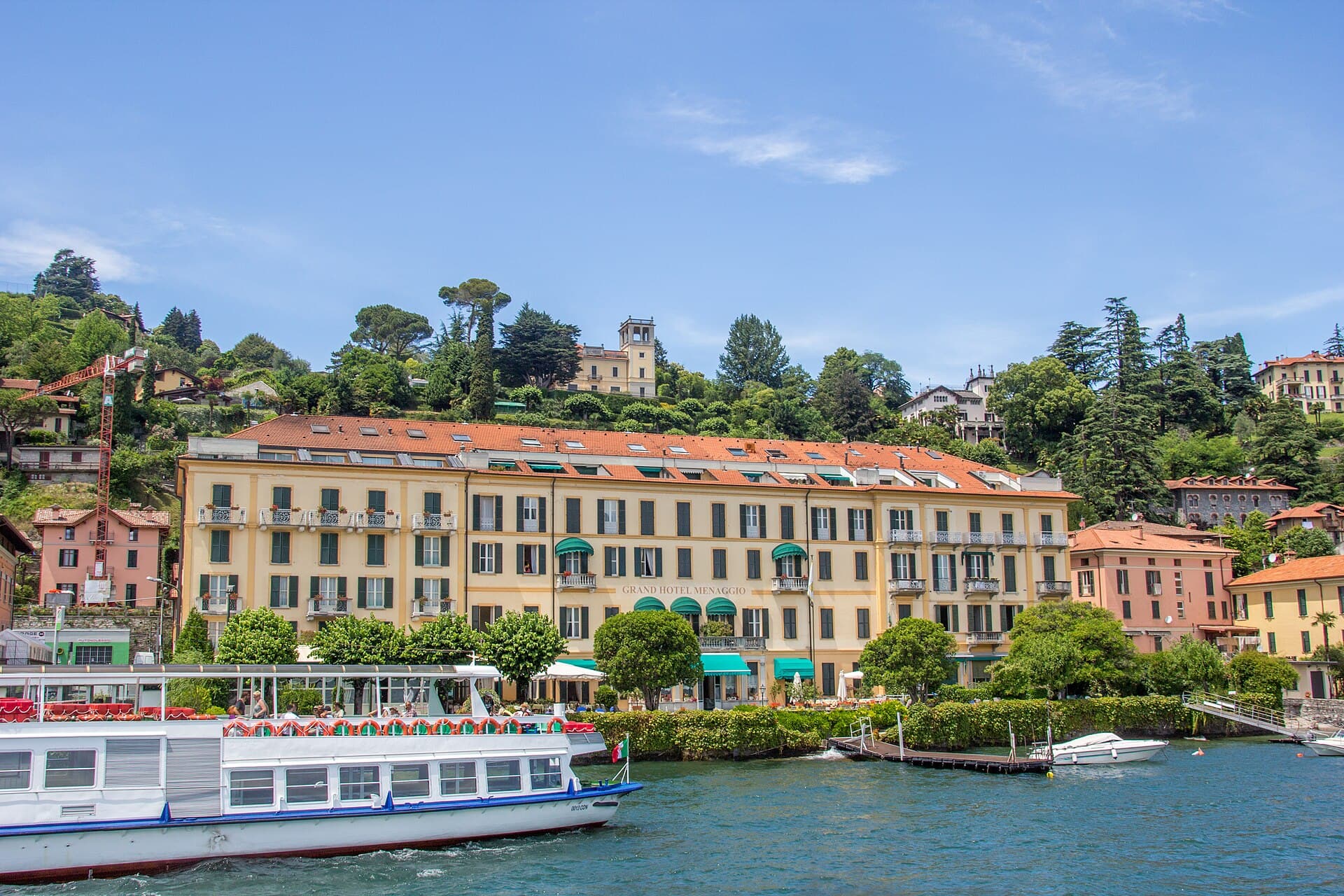 Grand Hotel Menaggio (via Wikimedia Commons, CC BY-SA 4.0)