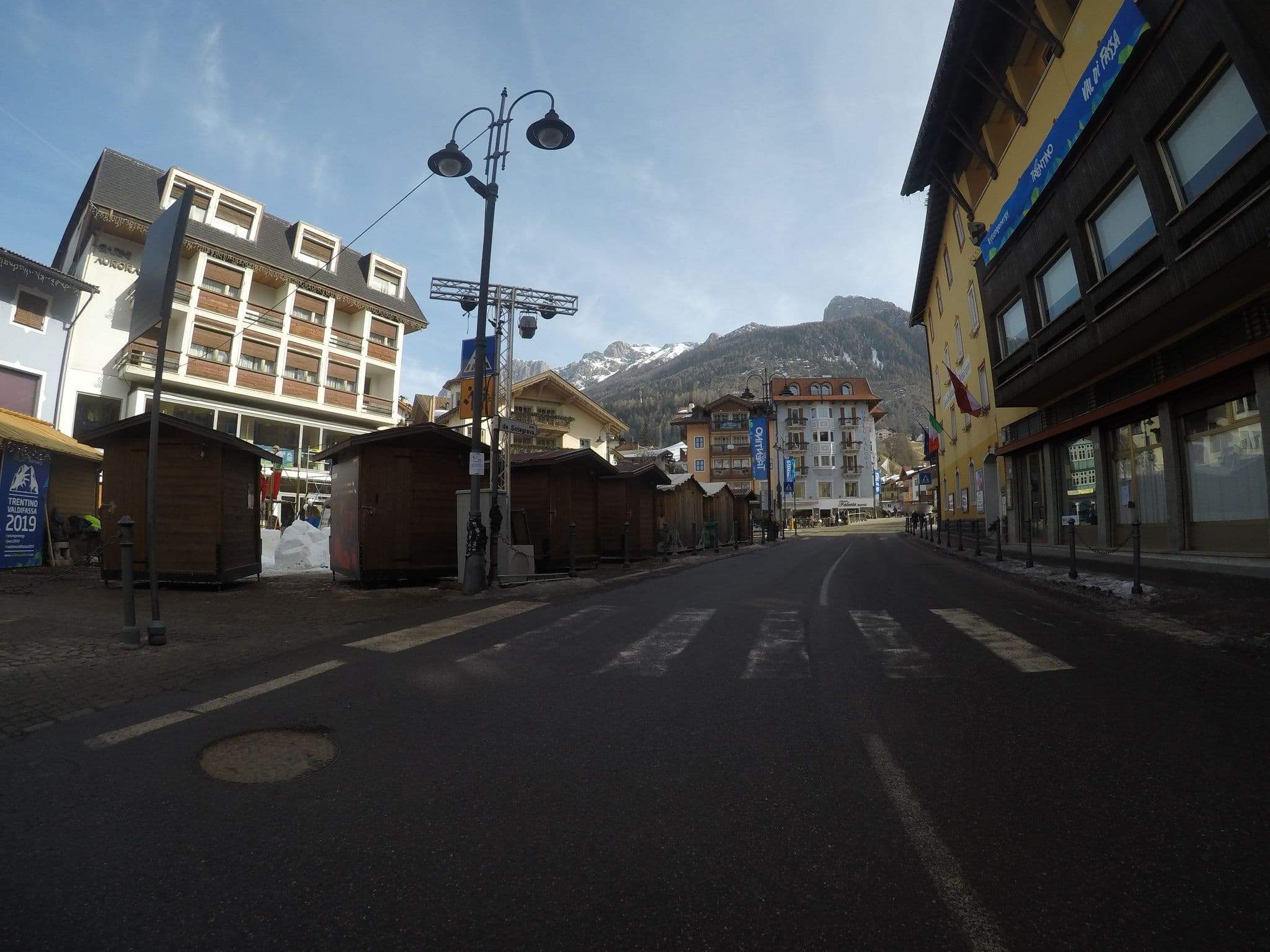 Street view near Hotel Garnì Aurora, Moena — © chrisbeddow (CC BY-SA · Mapillary)