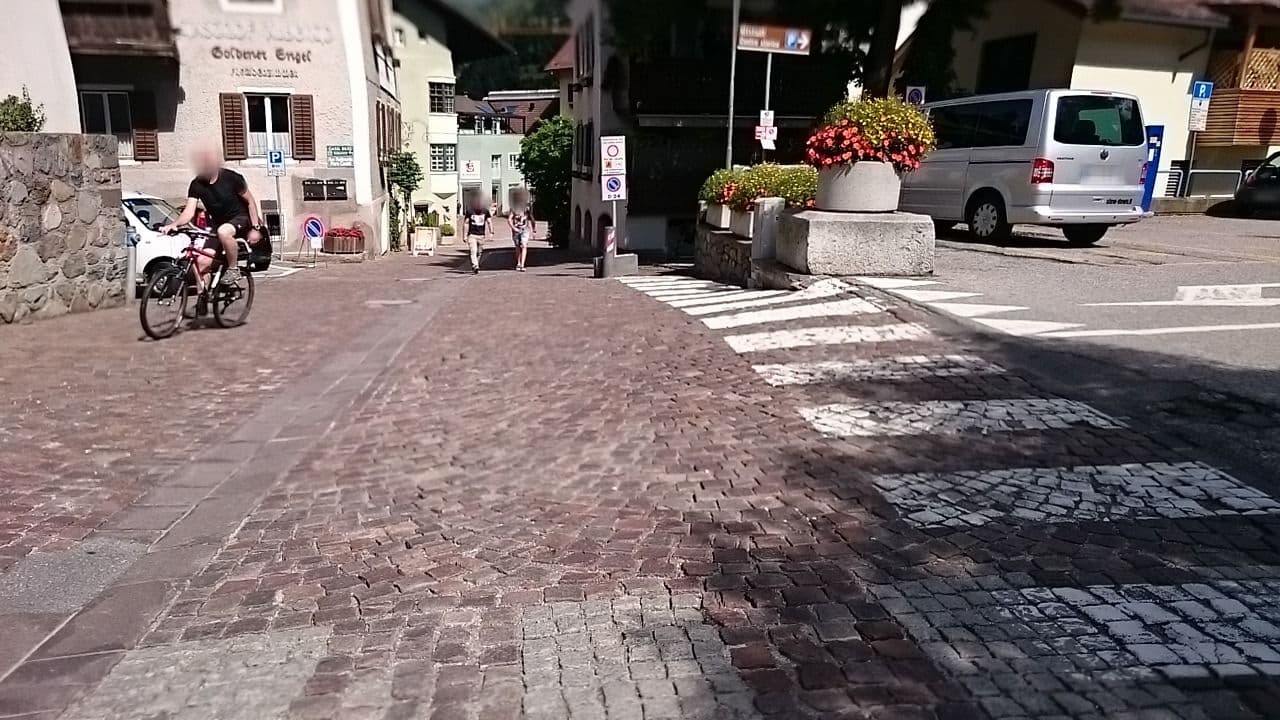 Street view near Goldener Engel, Chiusa — © voschix (CC BY-SA · Mapillary)