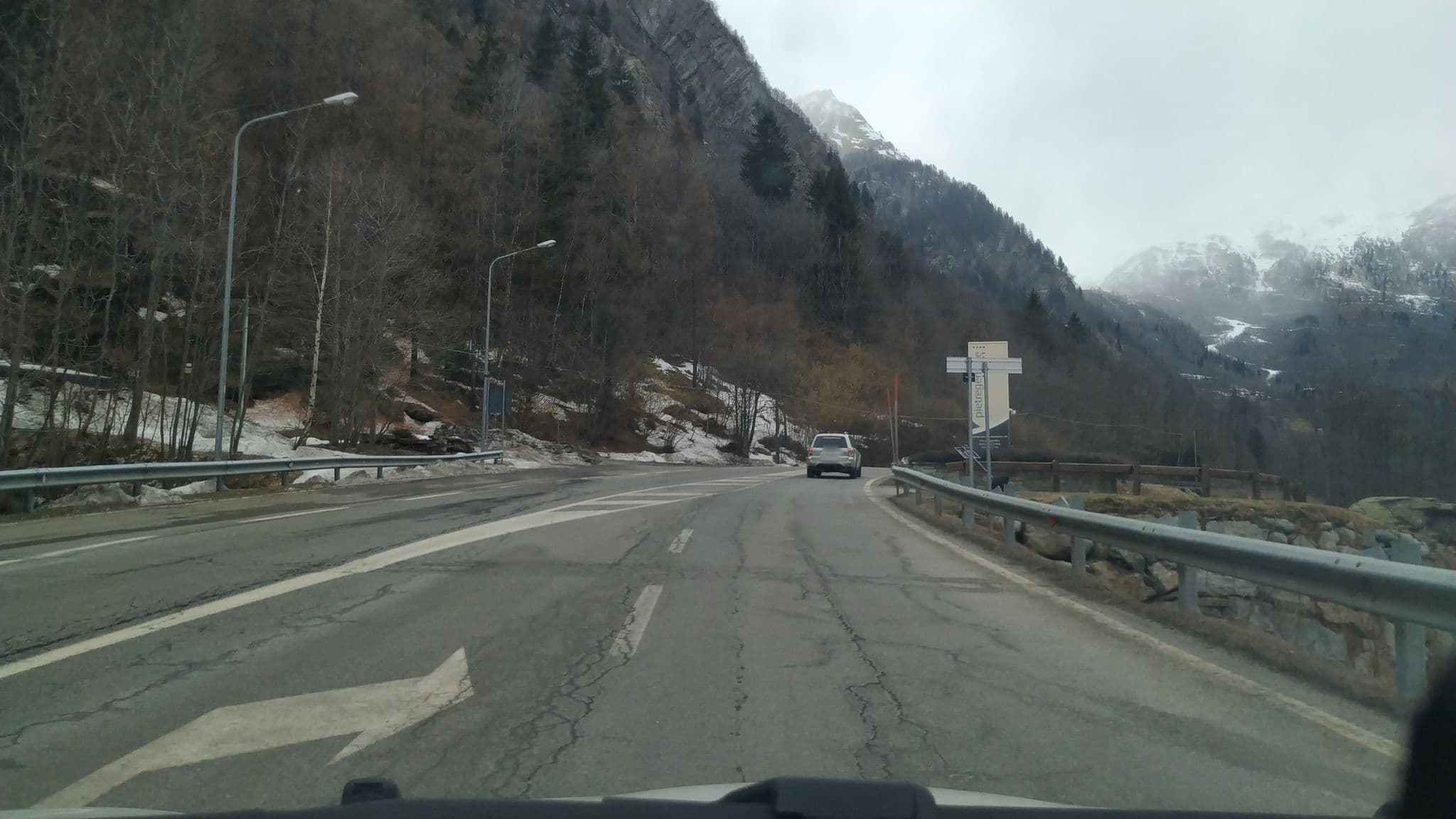 Street view near Pietre Gemelle Resort, Ayas