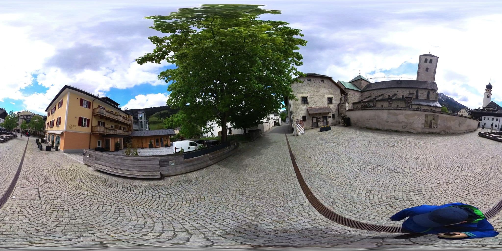 Street view near Kugler Pension, San Candido — © osmplus_org (CC BY-SA · Mapillary)