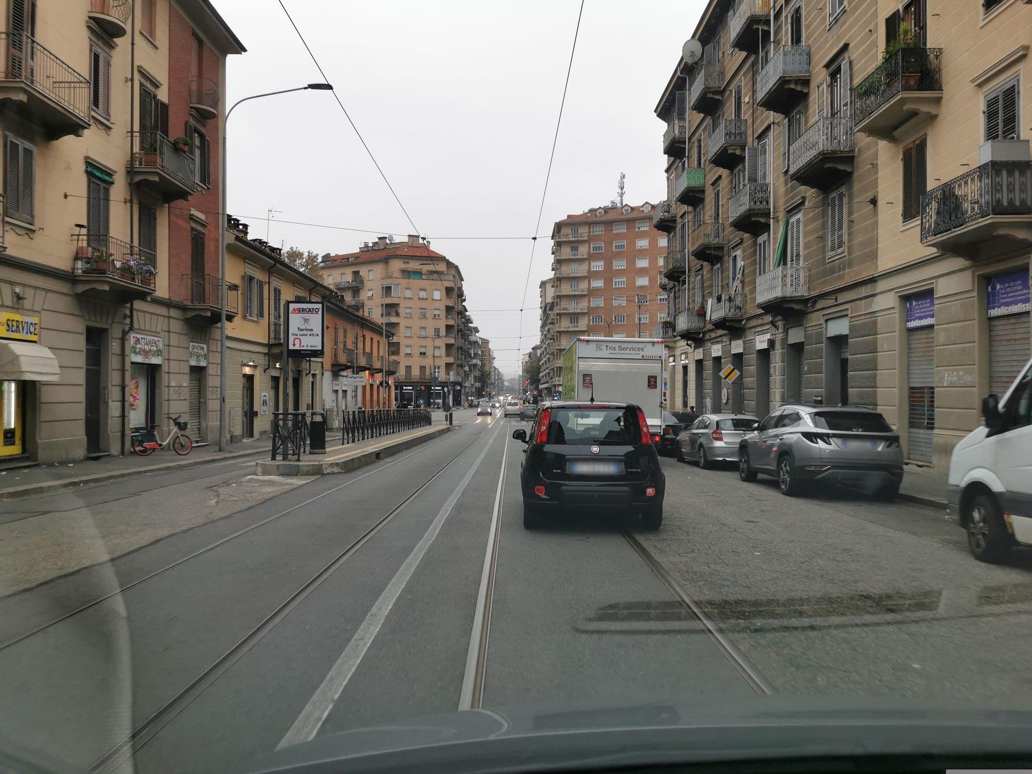 Street view near Bamboo Eco Hostel, Barriera di Milano — © canfe (CC BY-SA · Mapillary)