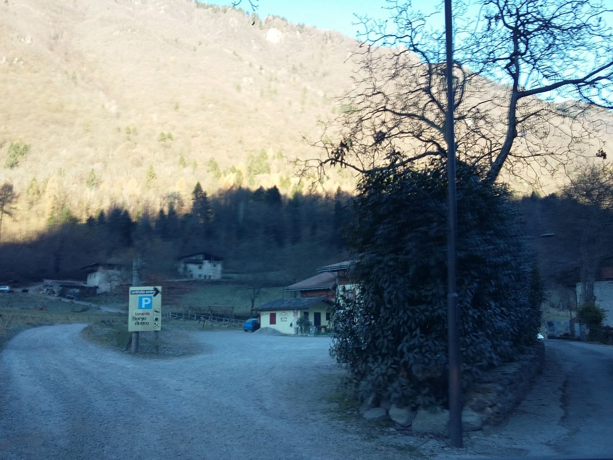 Street view near Casa Essenia, Storo — © zonta72 (CC BY-SA · Mapillary)