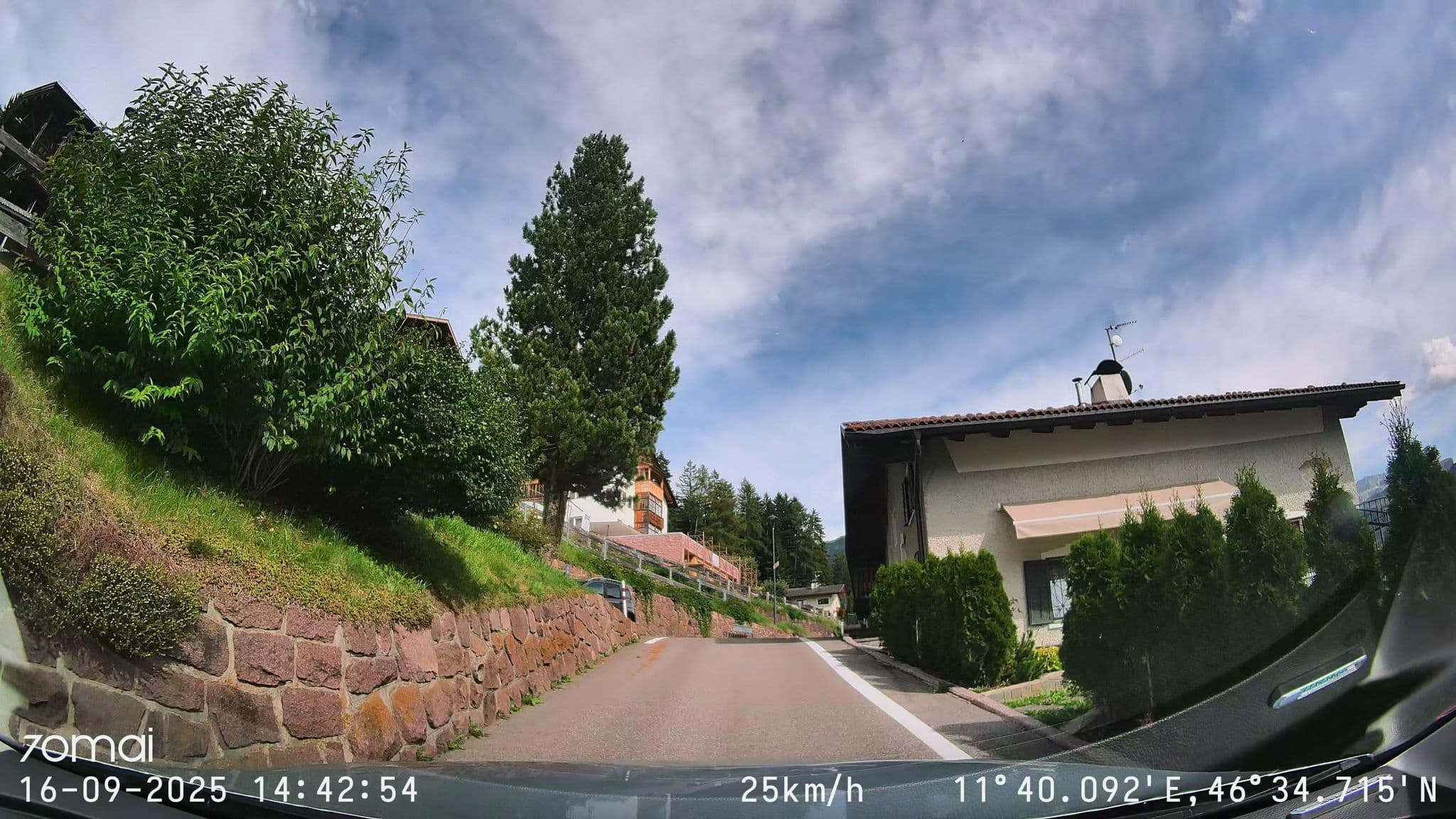 Street view near Residence Lastei, Ortisei — © doriel (CC BY-SA · Mapillary)