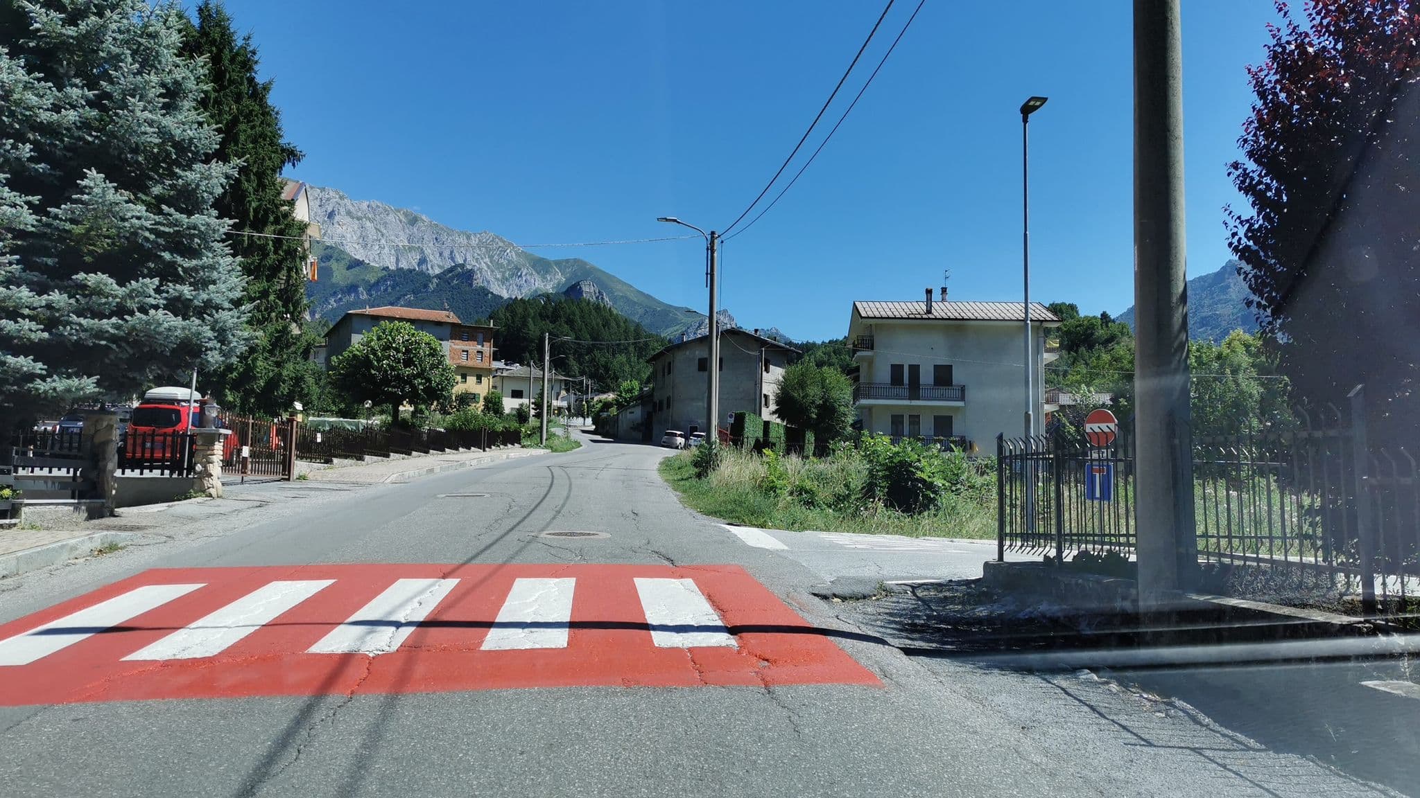 Street view near Hotel Trois Etoiles, Roccavione — © canfe (CC BY-SA · Mapillary)
