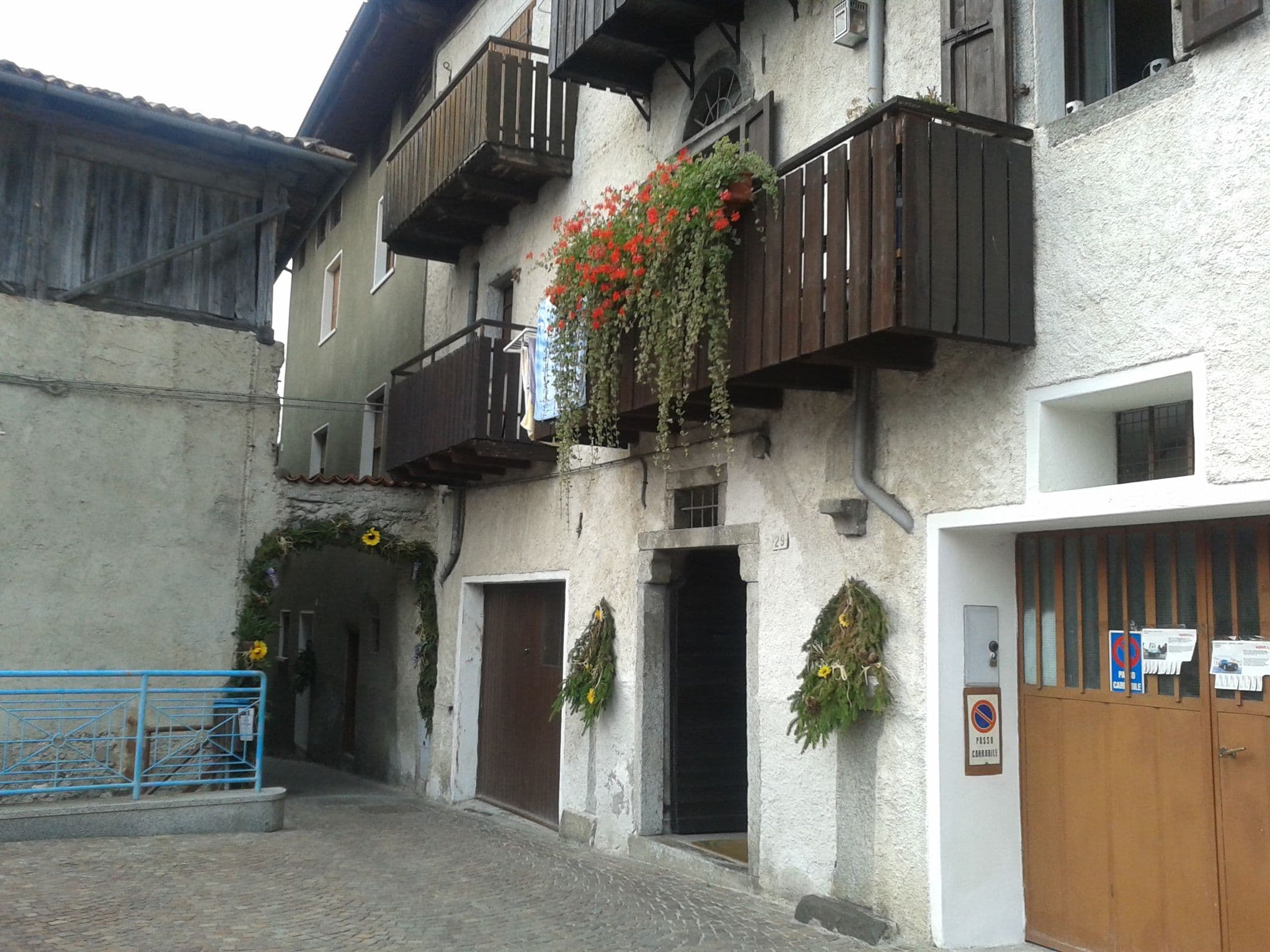 Street view near Albergo Alpina, Ponte Caffaro — © zonta (CC BY-SA · Mapillary)