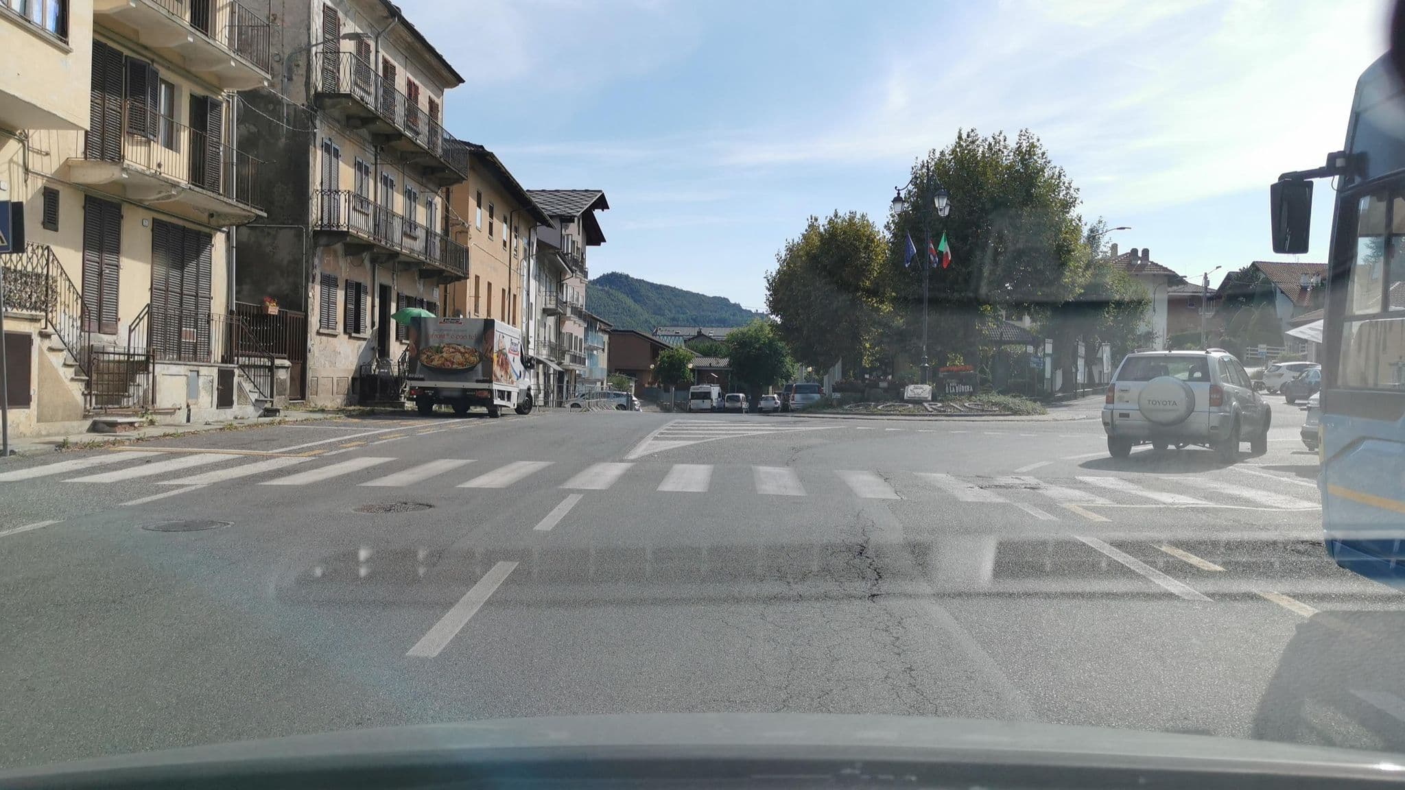 Street view near Il Gallo, Corio — © canfe (CC BY-SA · Mapillary)