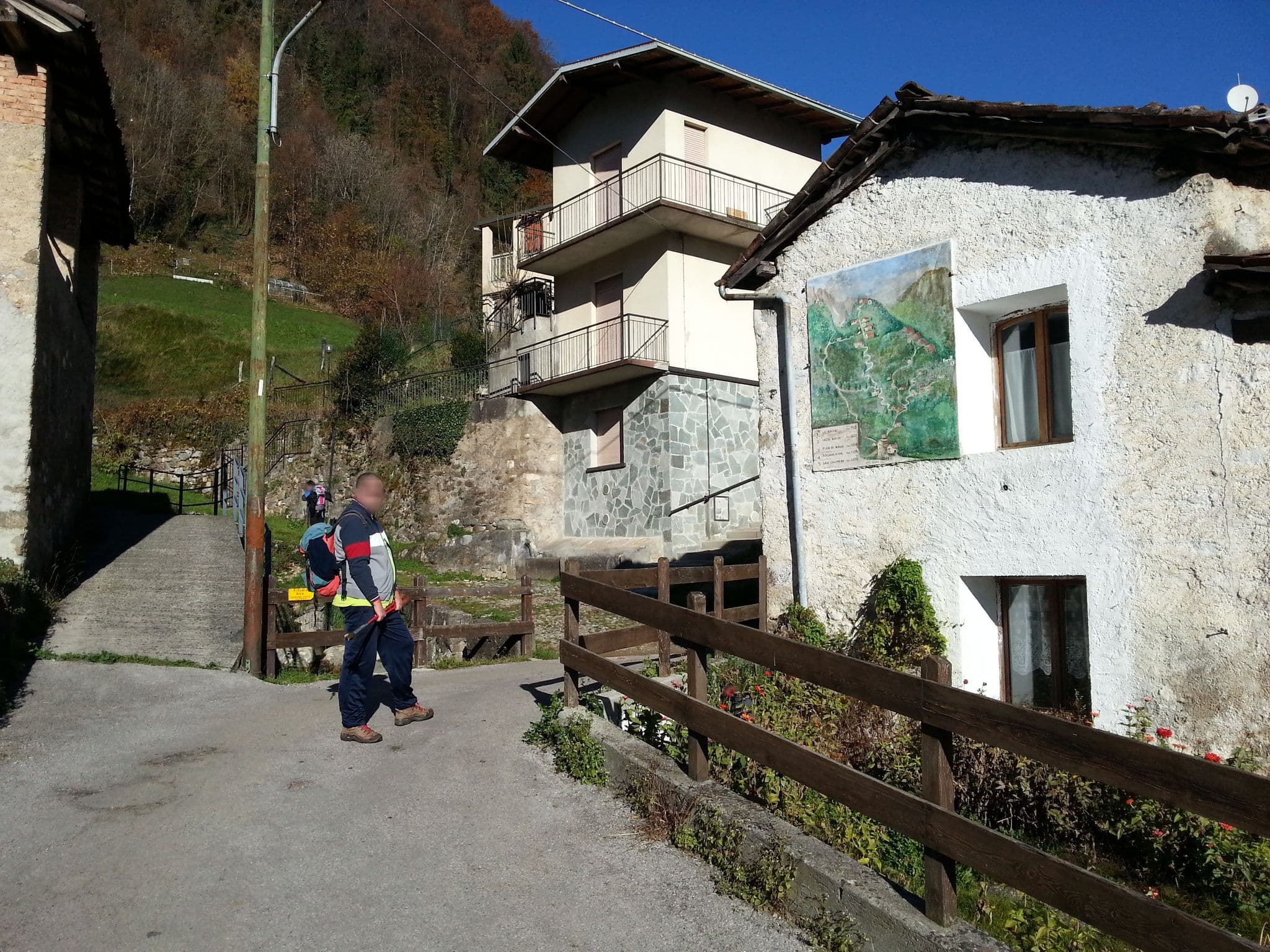 Street view near B & B Rocca di Bajedo, Pasturo — © kaitu (CC BY-SA · Mapillary)