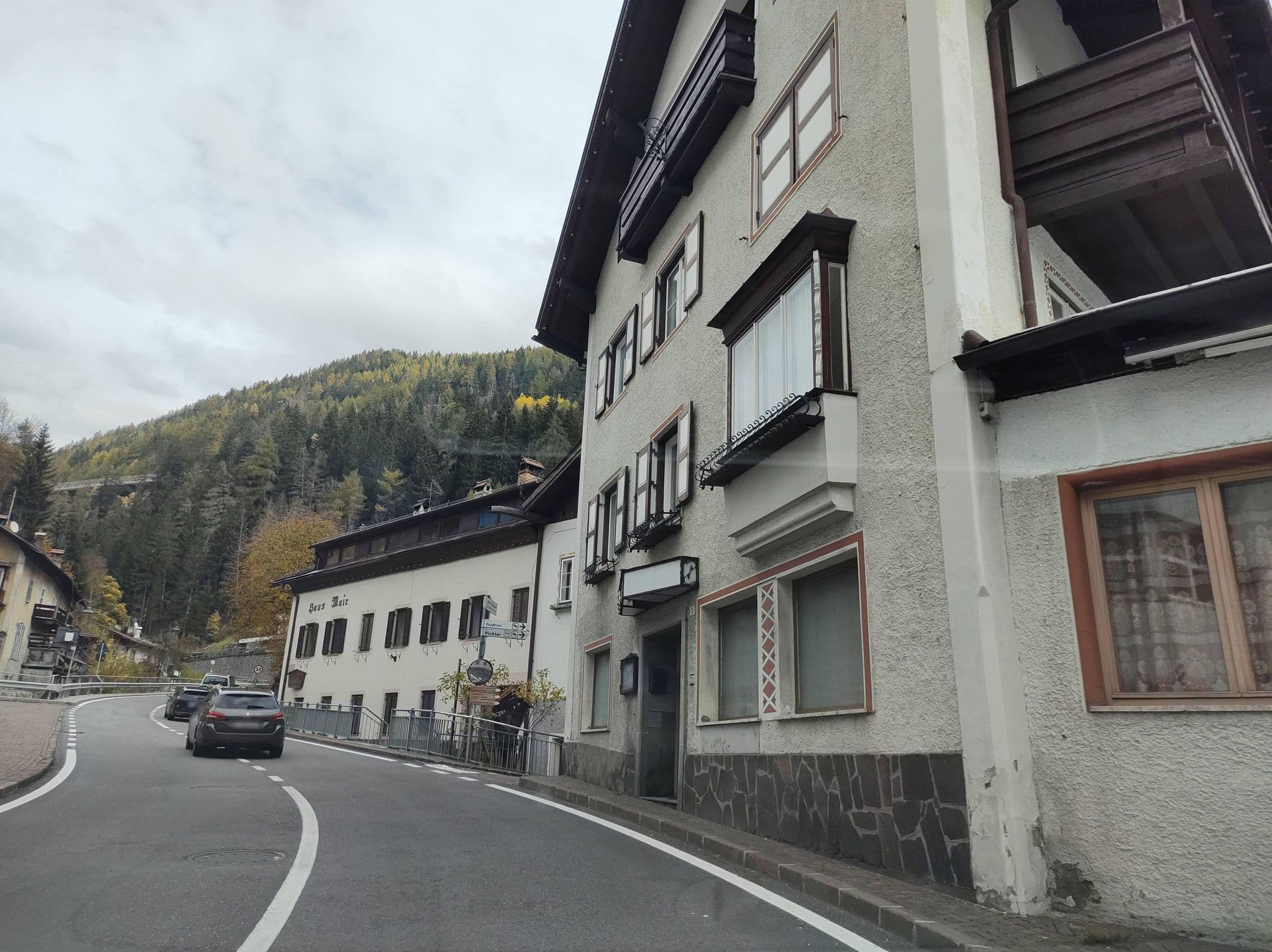 Street view near Gasthof Nussbaumer, Brennero - Brenner — © thetornado76 (CC BY-SA · Mapillary)