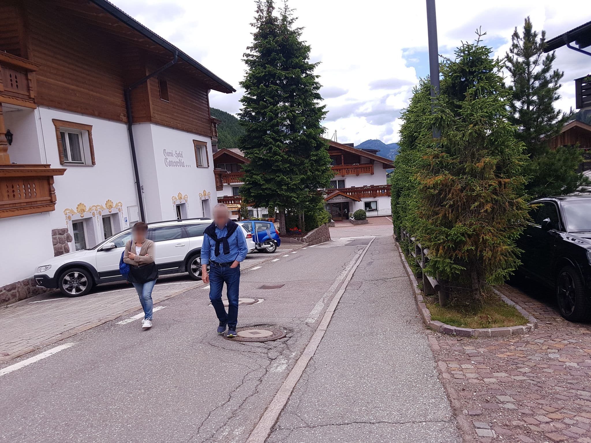 Street view near Sal Fëur, Selva