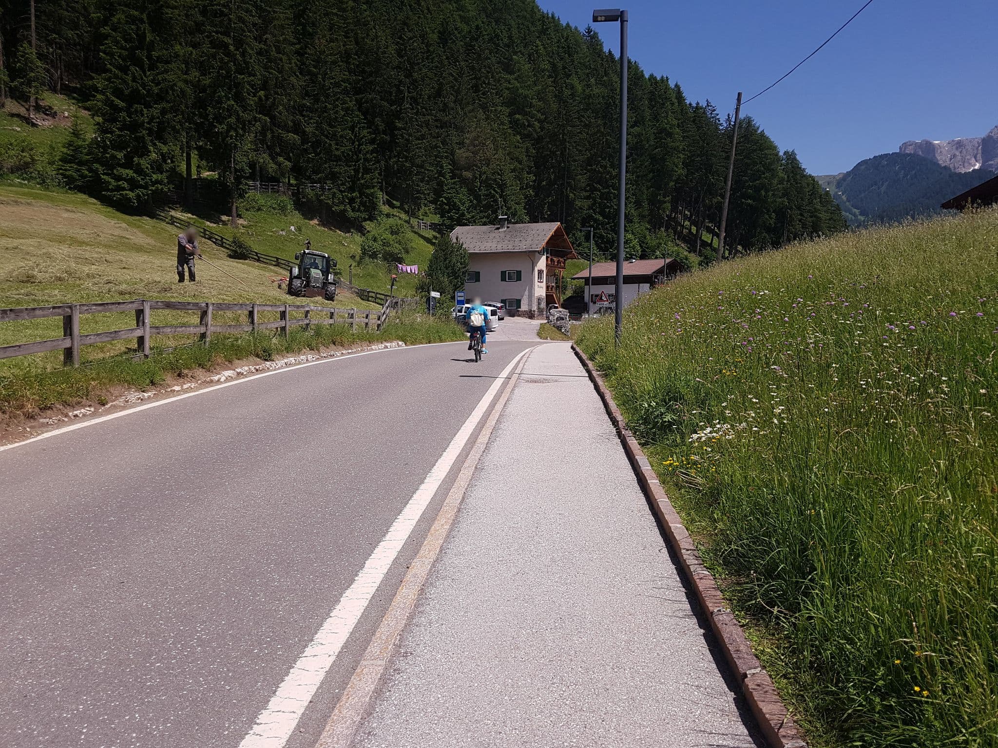 Street view near Romy, Santa Cristina Valgardena — © dsmm (CC BY-SA · Mapillary)