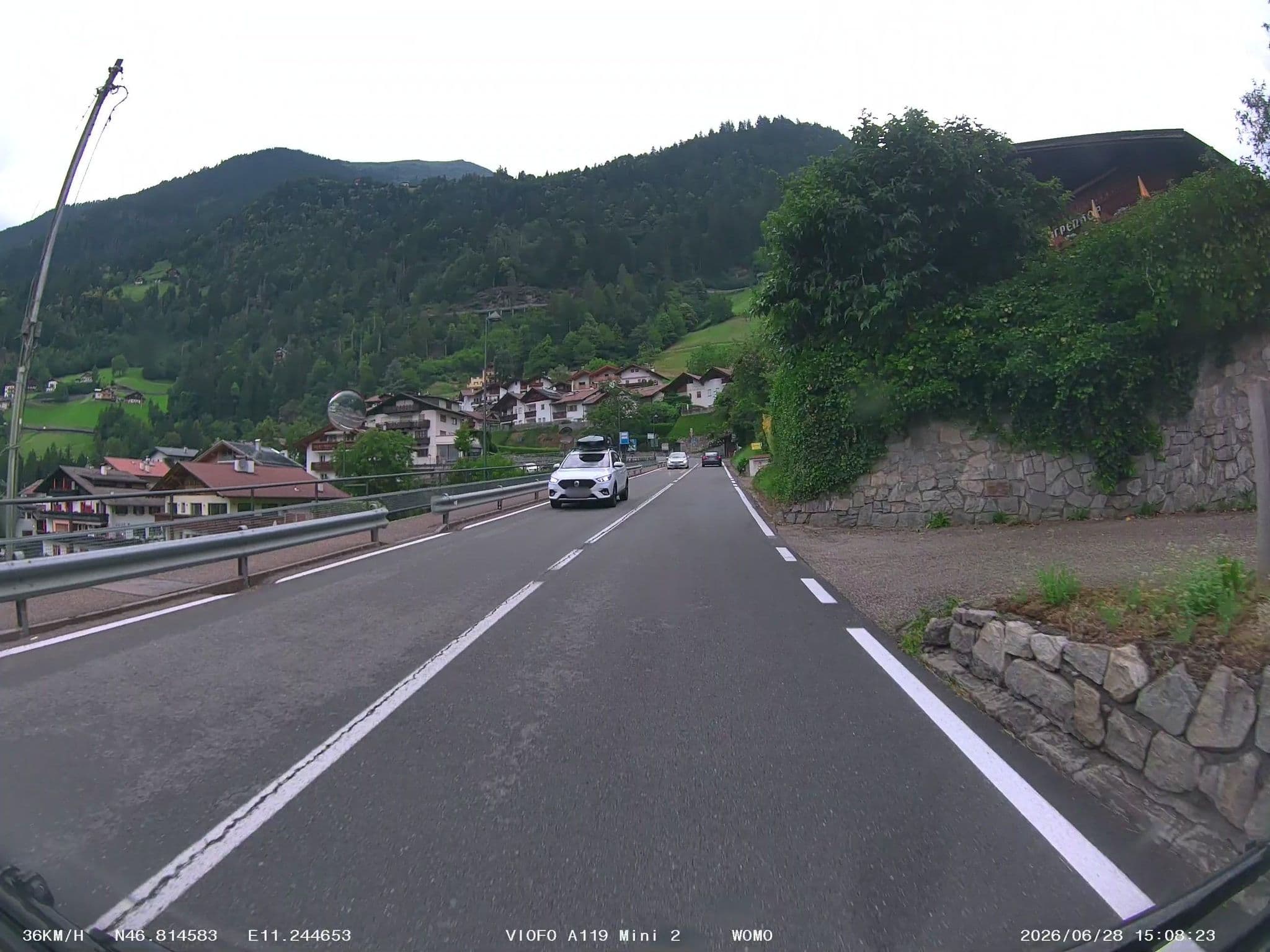 Street view near Alpenhof, San Leonardo in Passiria — © soulcover (CC BY-SA · Mapillary)
