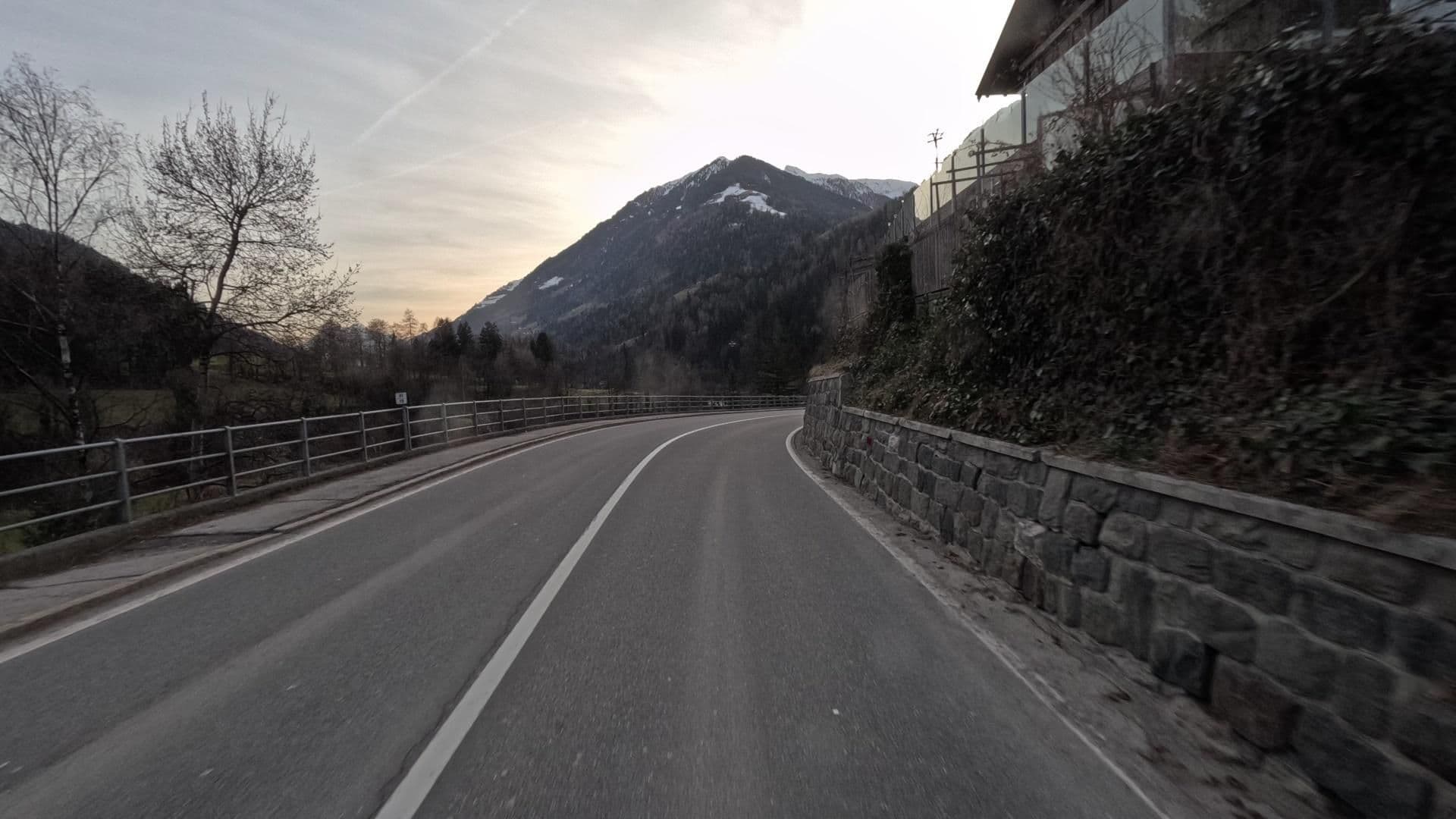 Street view near Erlenbach, San Martino in Passiria — © bct (CC BY-SA · Mapillary)