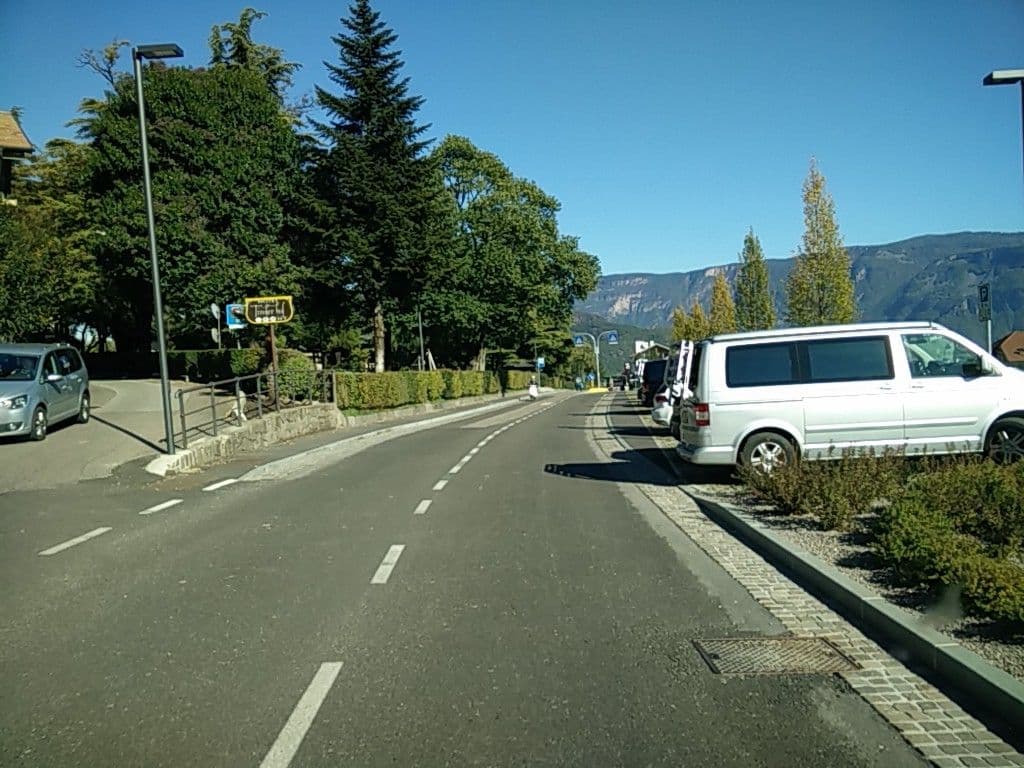 Street view near Hotel Tirolerhof, Termeno — © joostjakob (CC BY-SA · Mapillary)