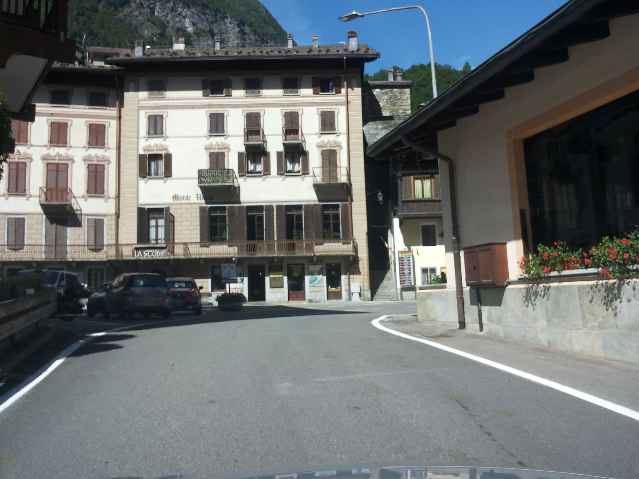 Street view near Cristallo, Ayas